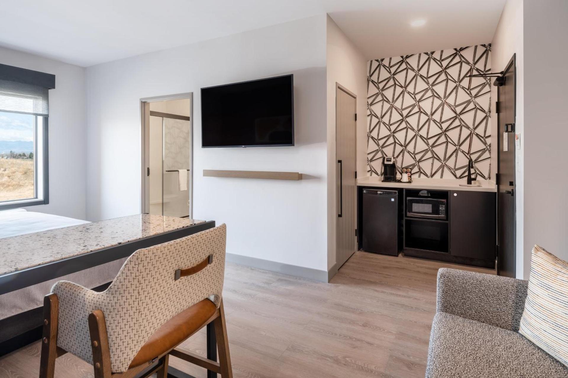 Atwell Suites Denver Airport - Tower Road by IHG photo 15