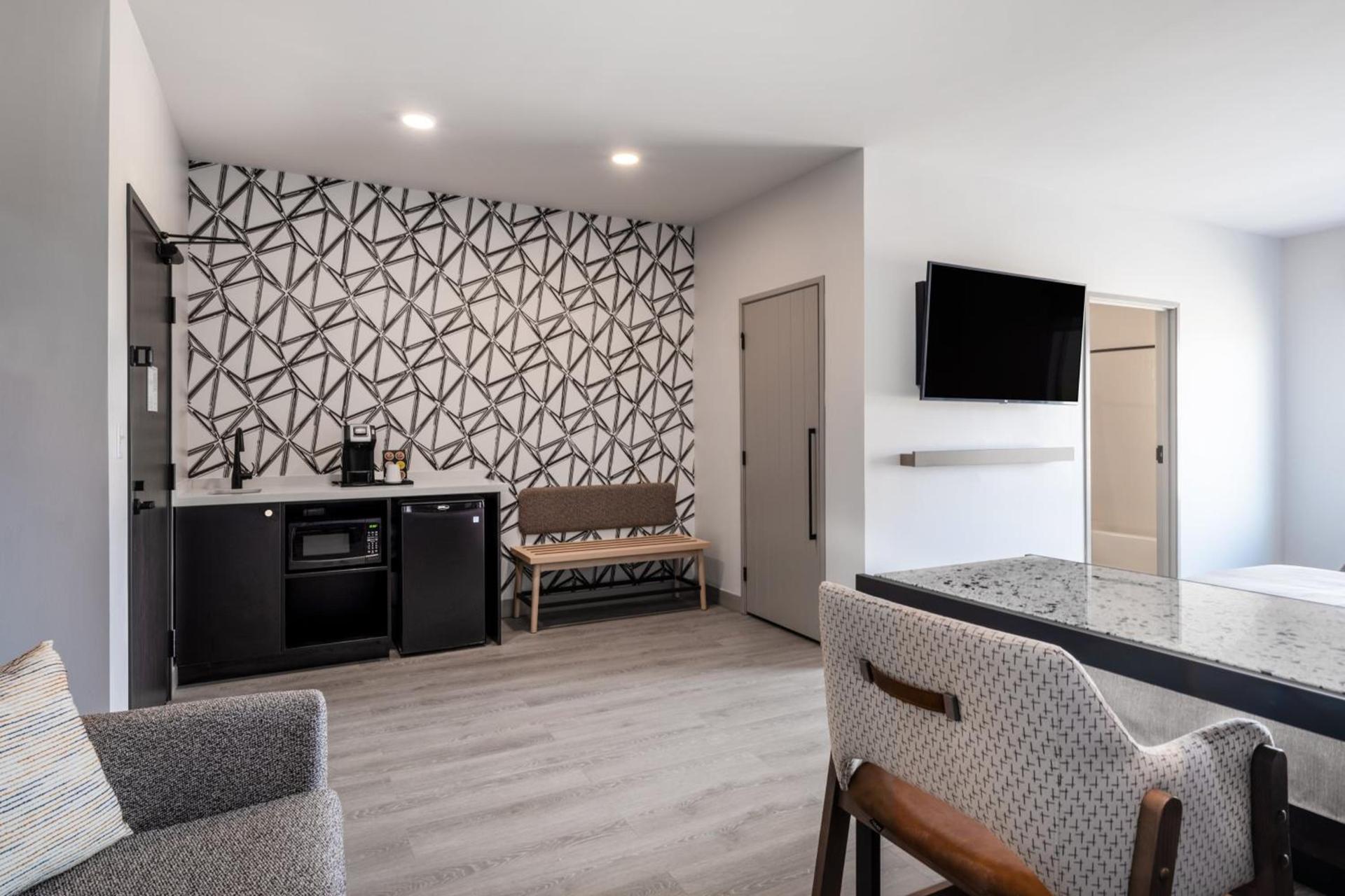 Atwell Suites Denver Airport - Tower Road by IHG photo 14
