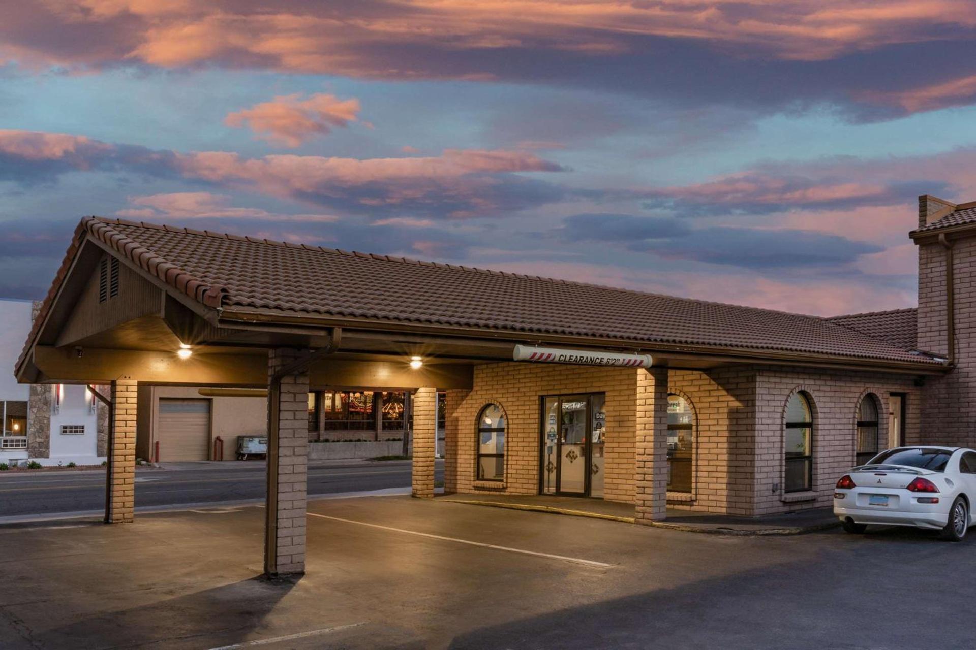 Days Inn by Wyndham Winnemucca photo 4