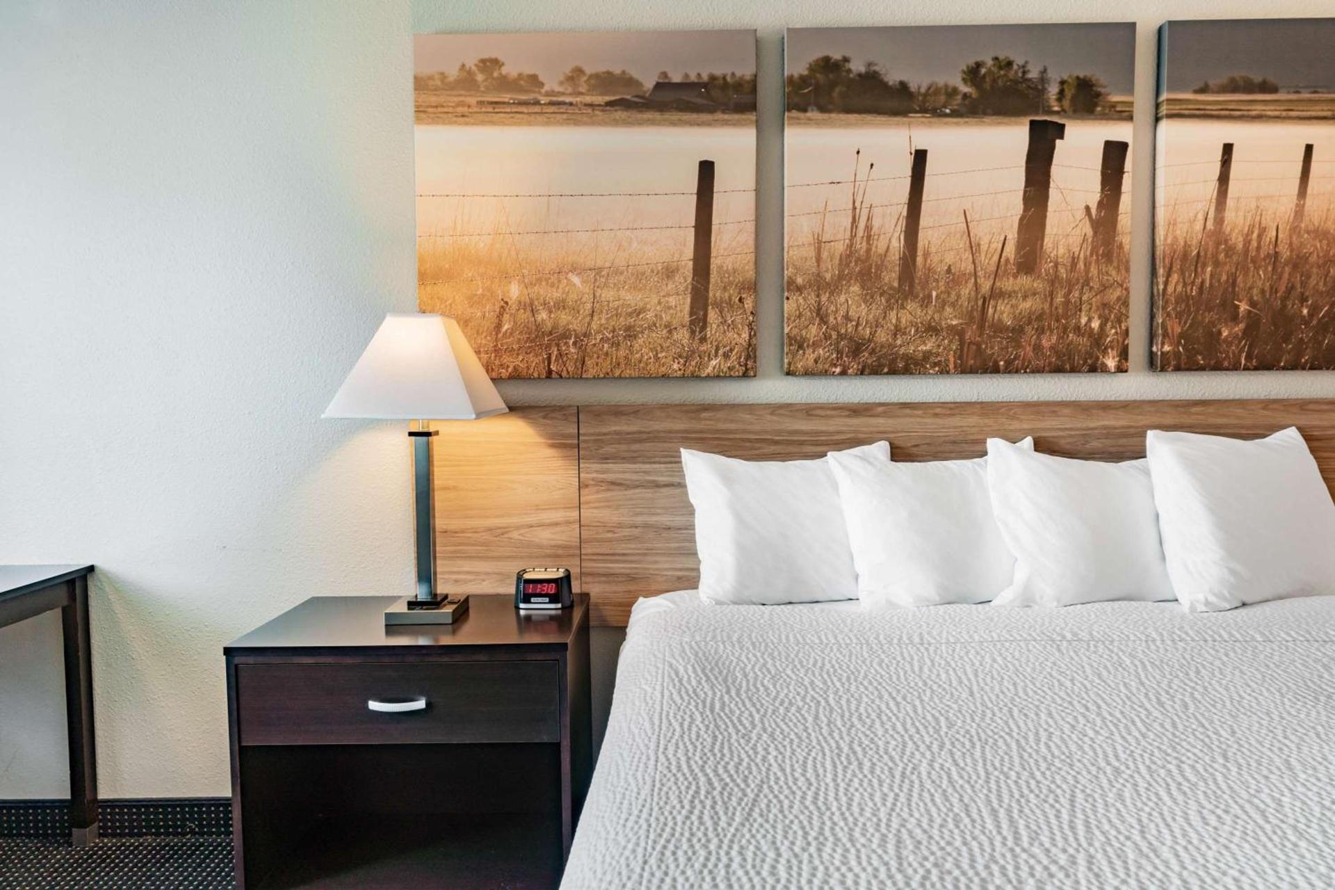 Days Inn by Wyndham Winnemucca photo 18