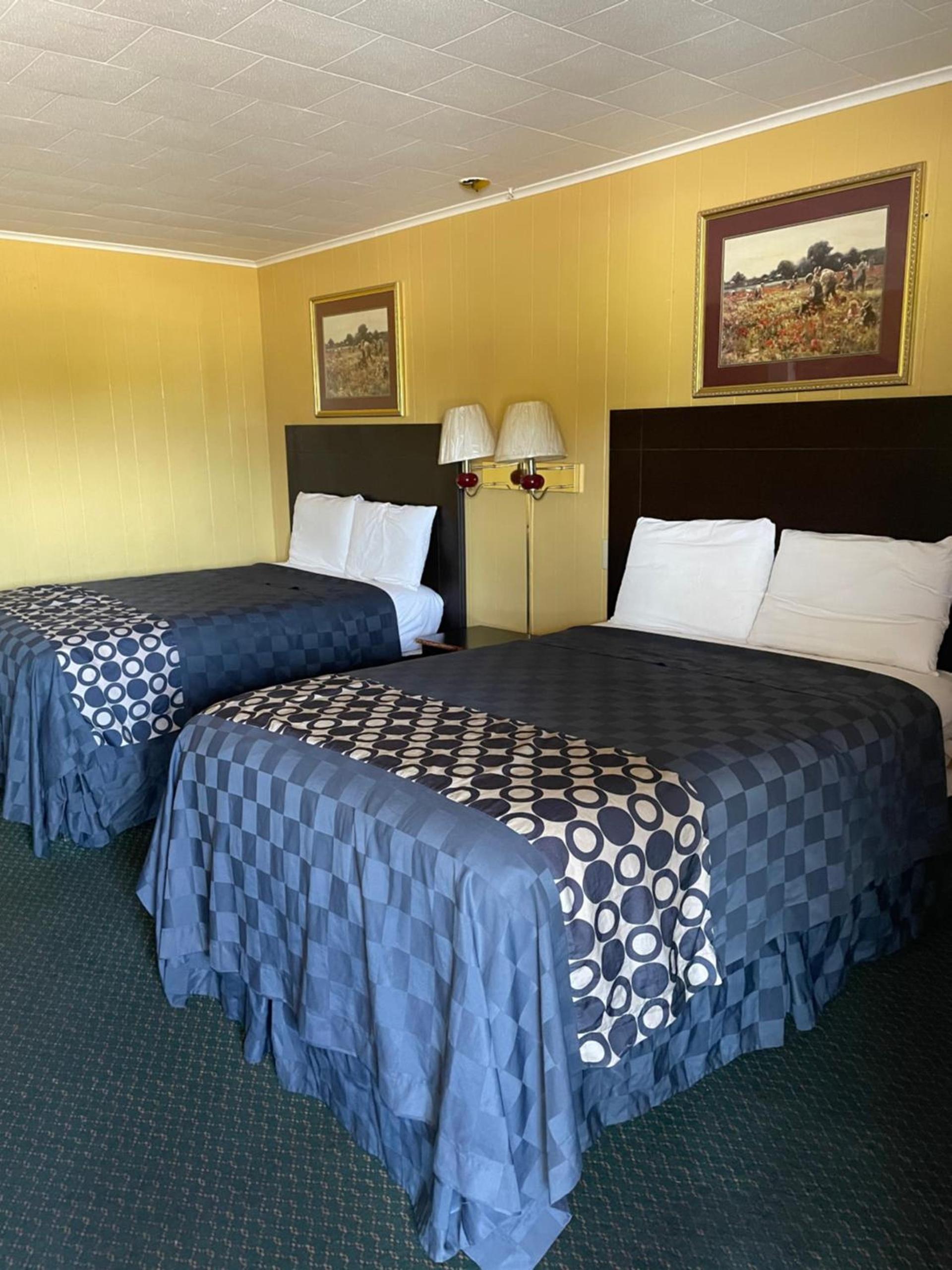 Budget Inn photo 5