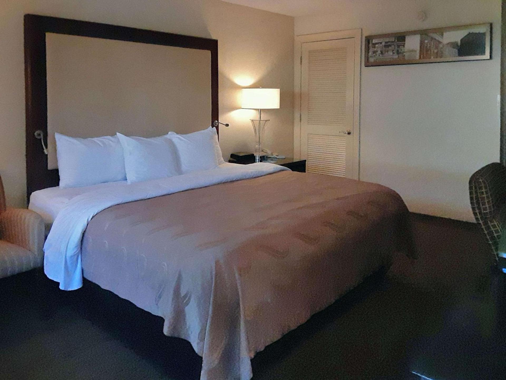 Quality Inn Morganton Southeast photo 29