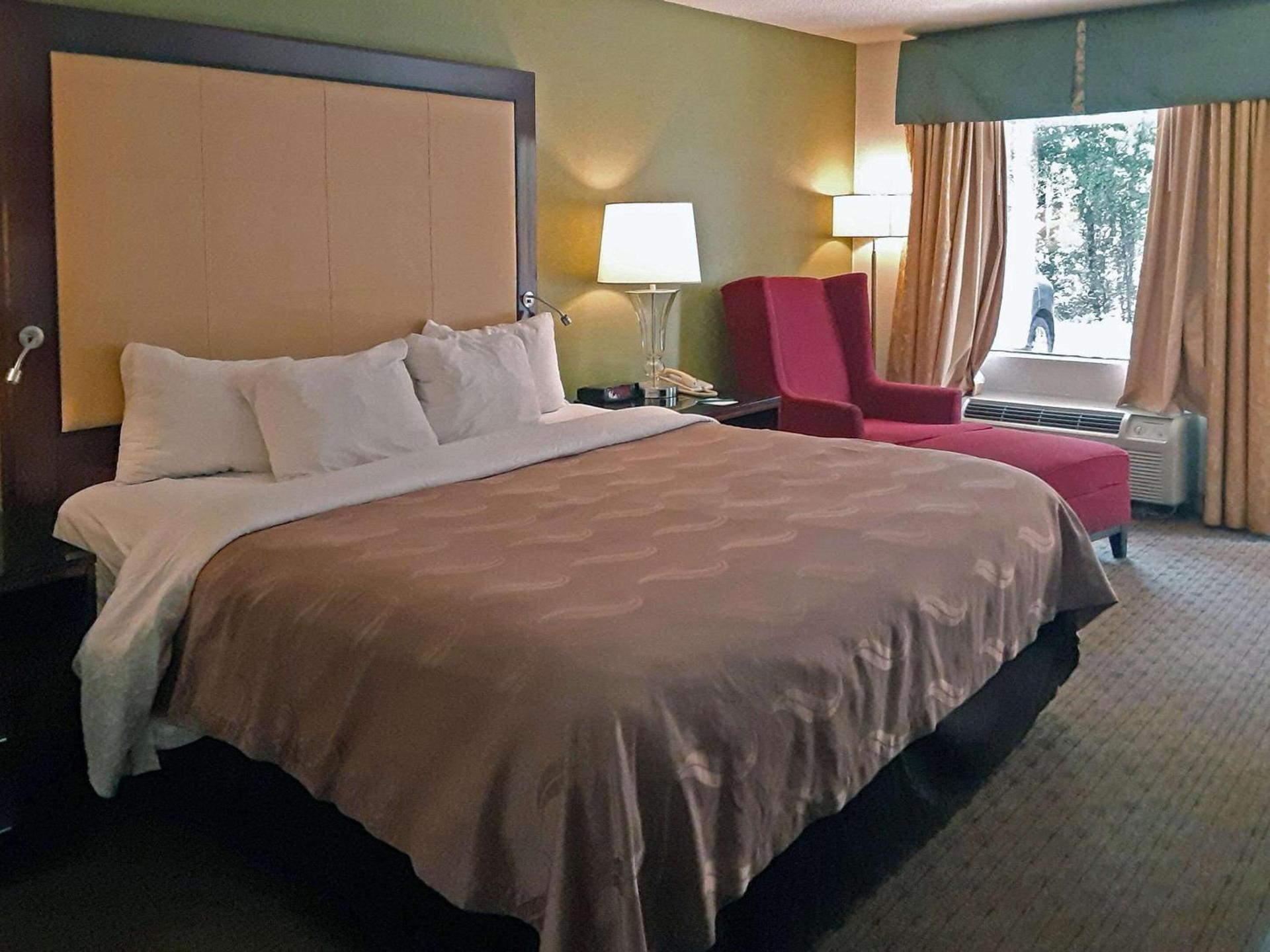 Quality Inn Morganton Southeast photo 8