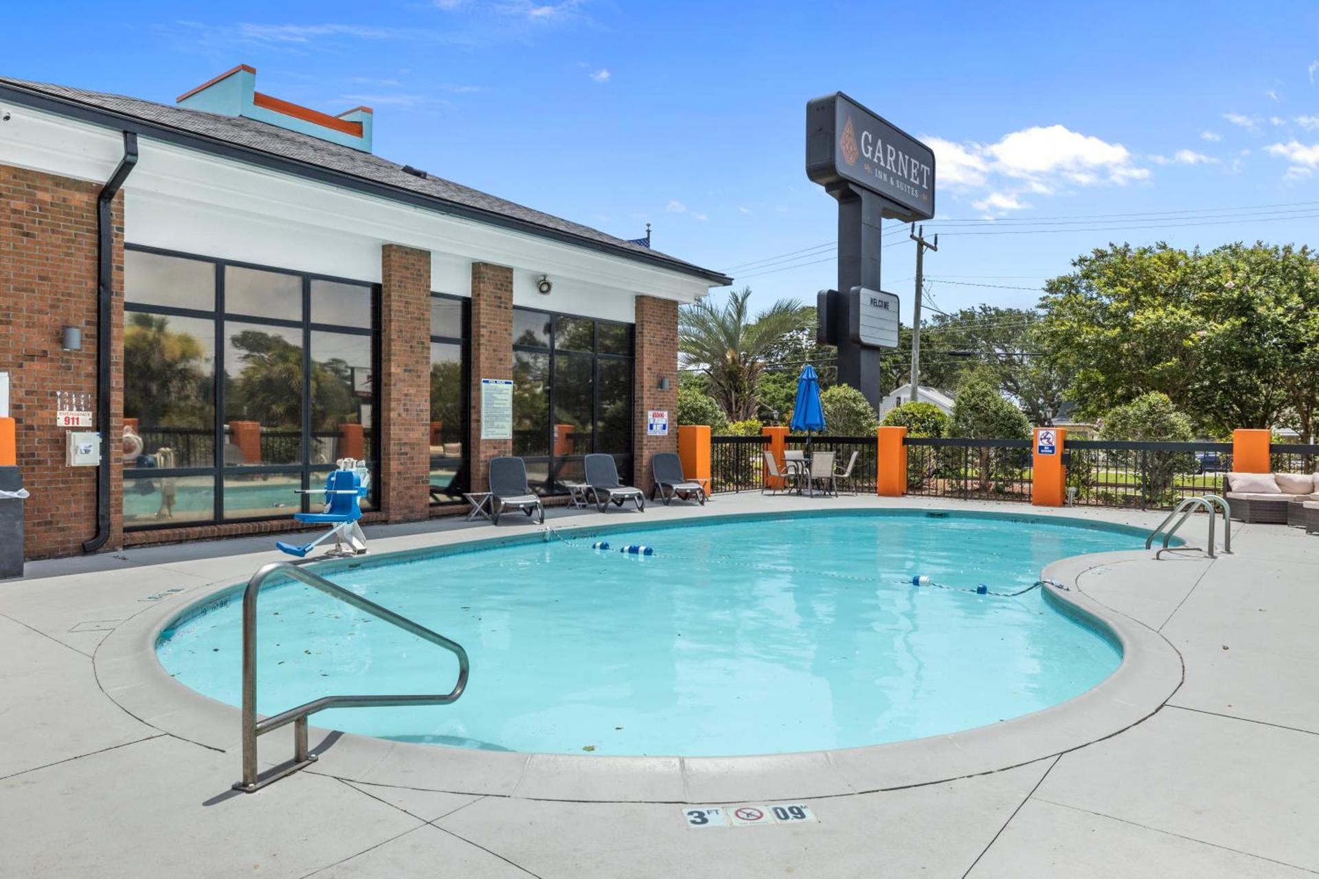 Garnet Inn & Suites, Morehead City near Atlantic Beach photo 22