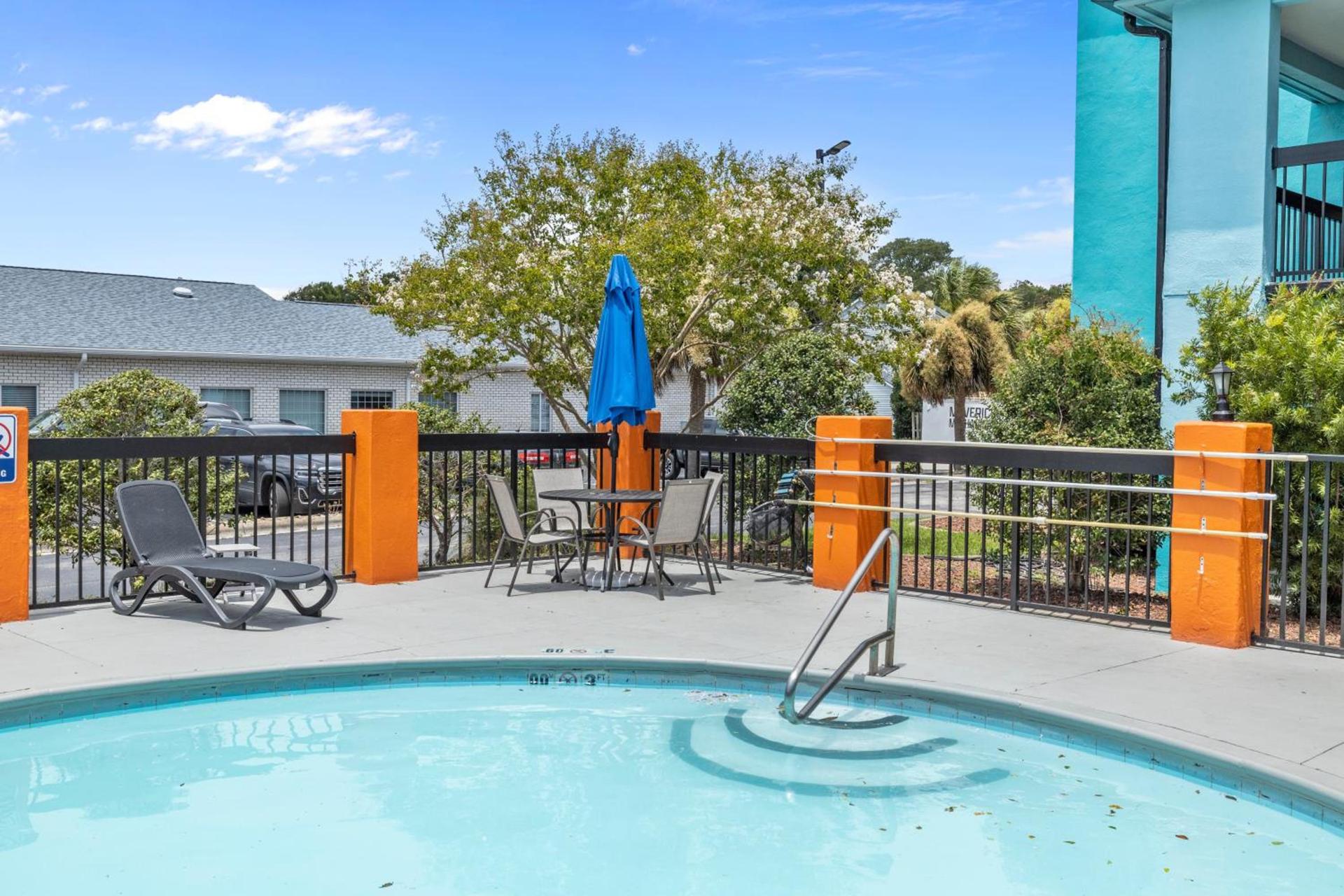 Garnet Inn & Suites, Morehead City near Atlantic Beach photo 42