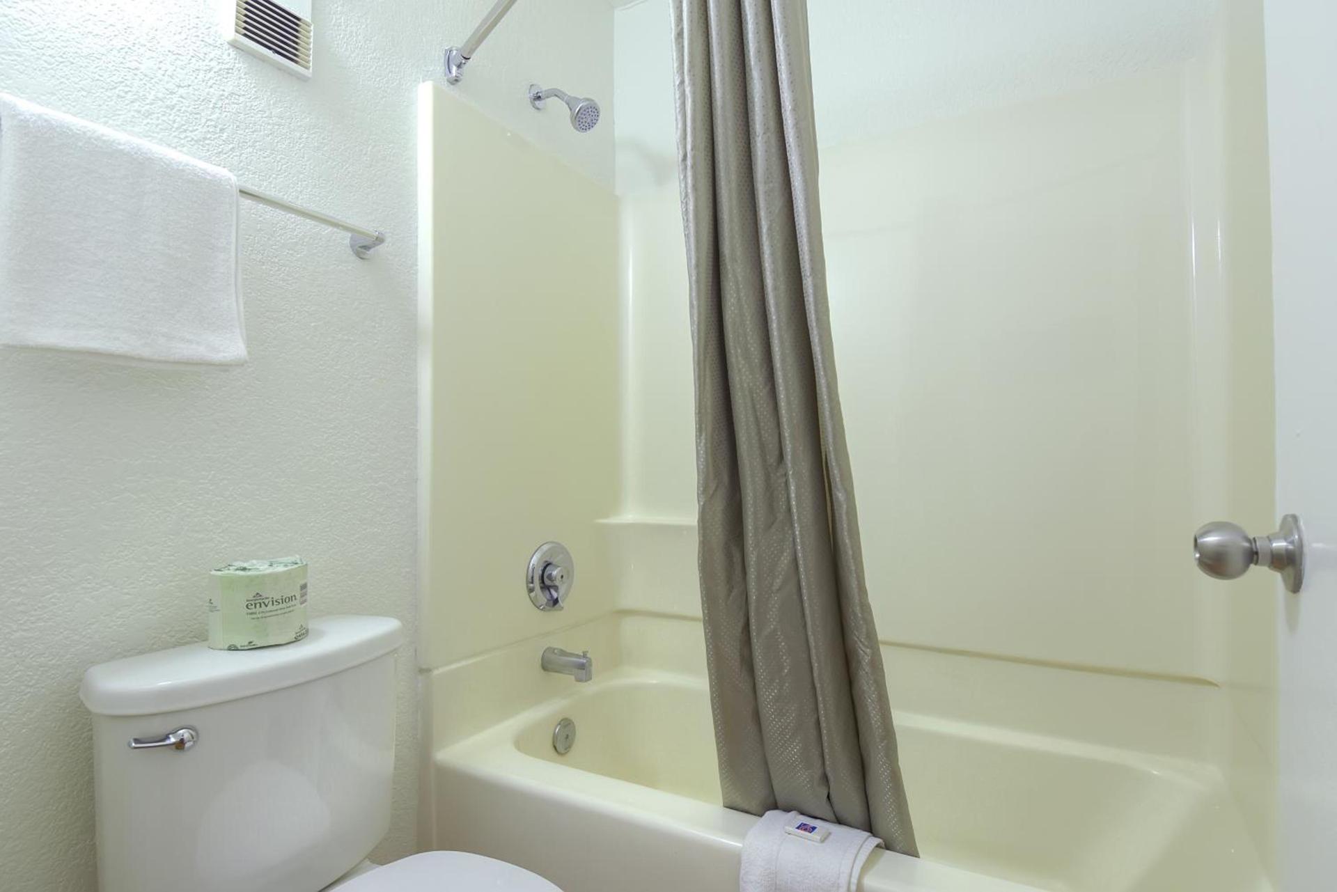 Studio 6 Suites Las Vegas, NV - Tropicana photo 57