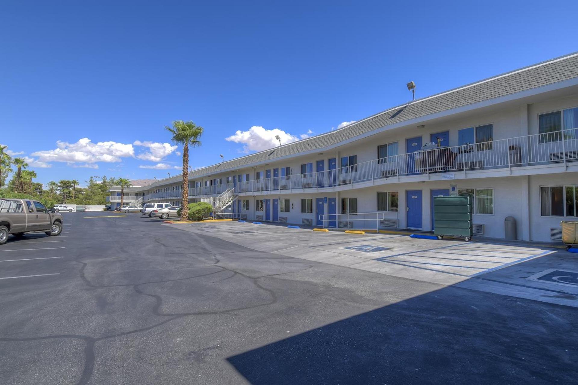 Las Vegas, NV - Boulder Highway photo 21