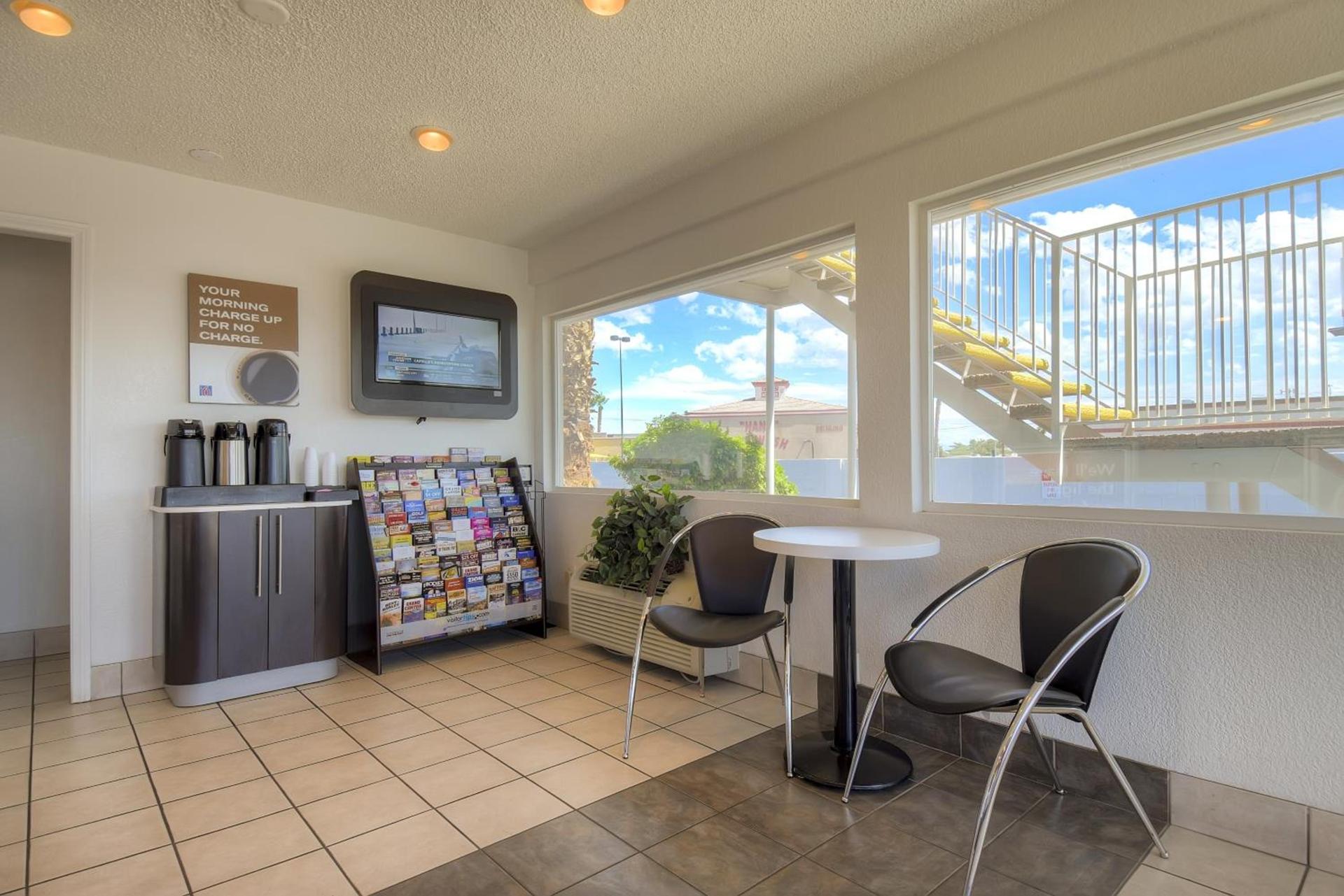Las Vegas, NV - Boulder Highway photo 27