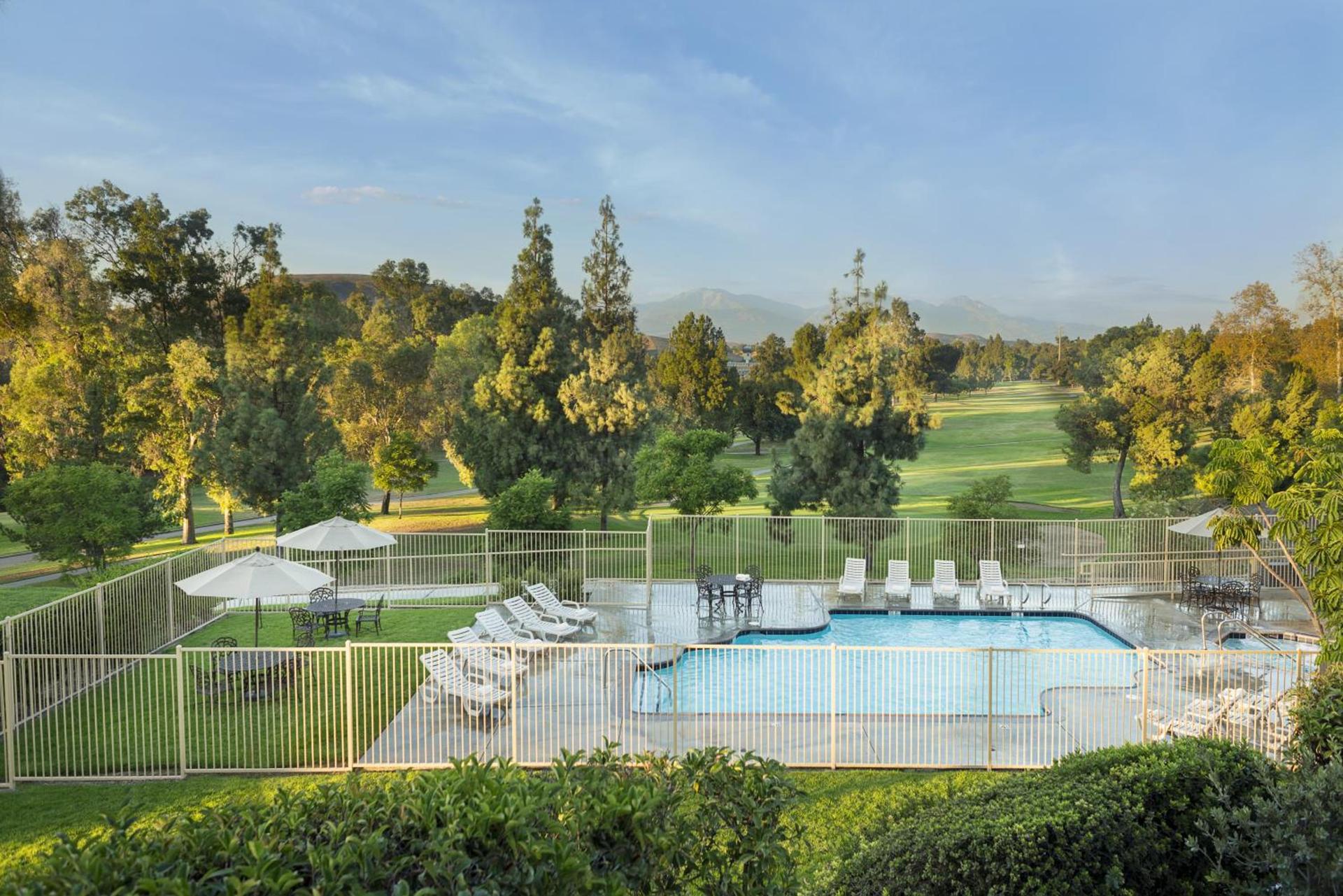 Ayres Suites Diamond Bar photo 3