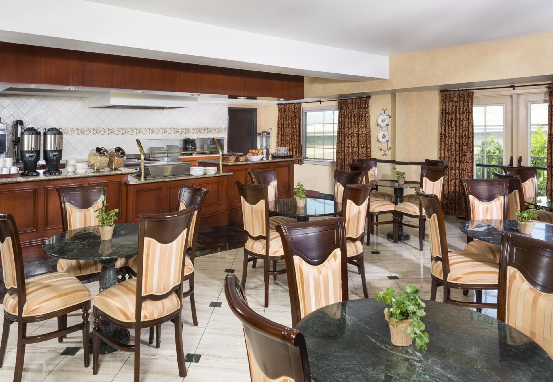 Ayres Suites Ontario at the Mills Mall - Rancho Cucamonga photo 8