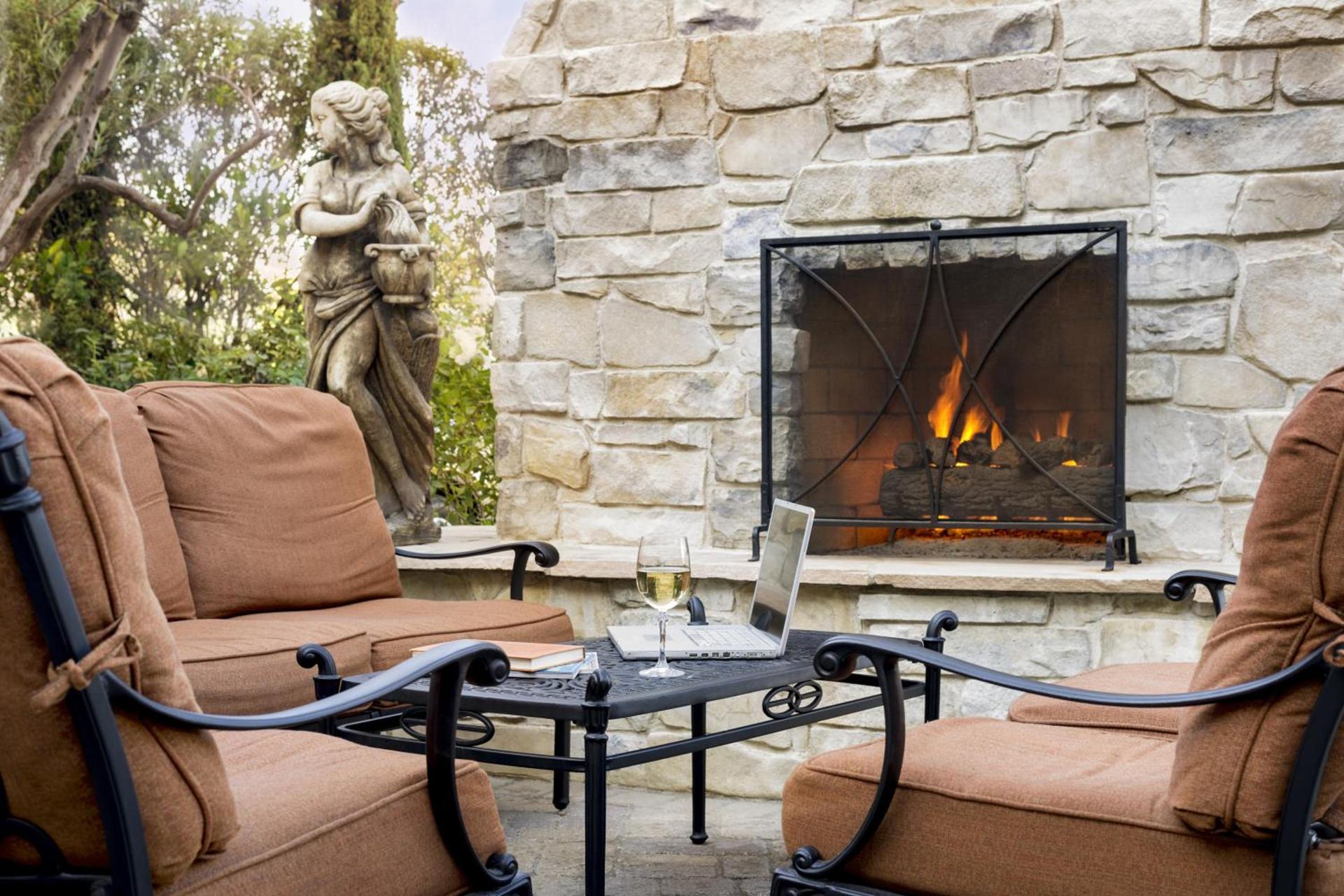 Ayres Suites Ontario at the Mills Mall - Rancho Cucamonga photo 6