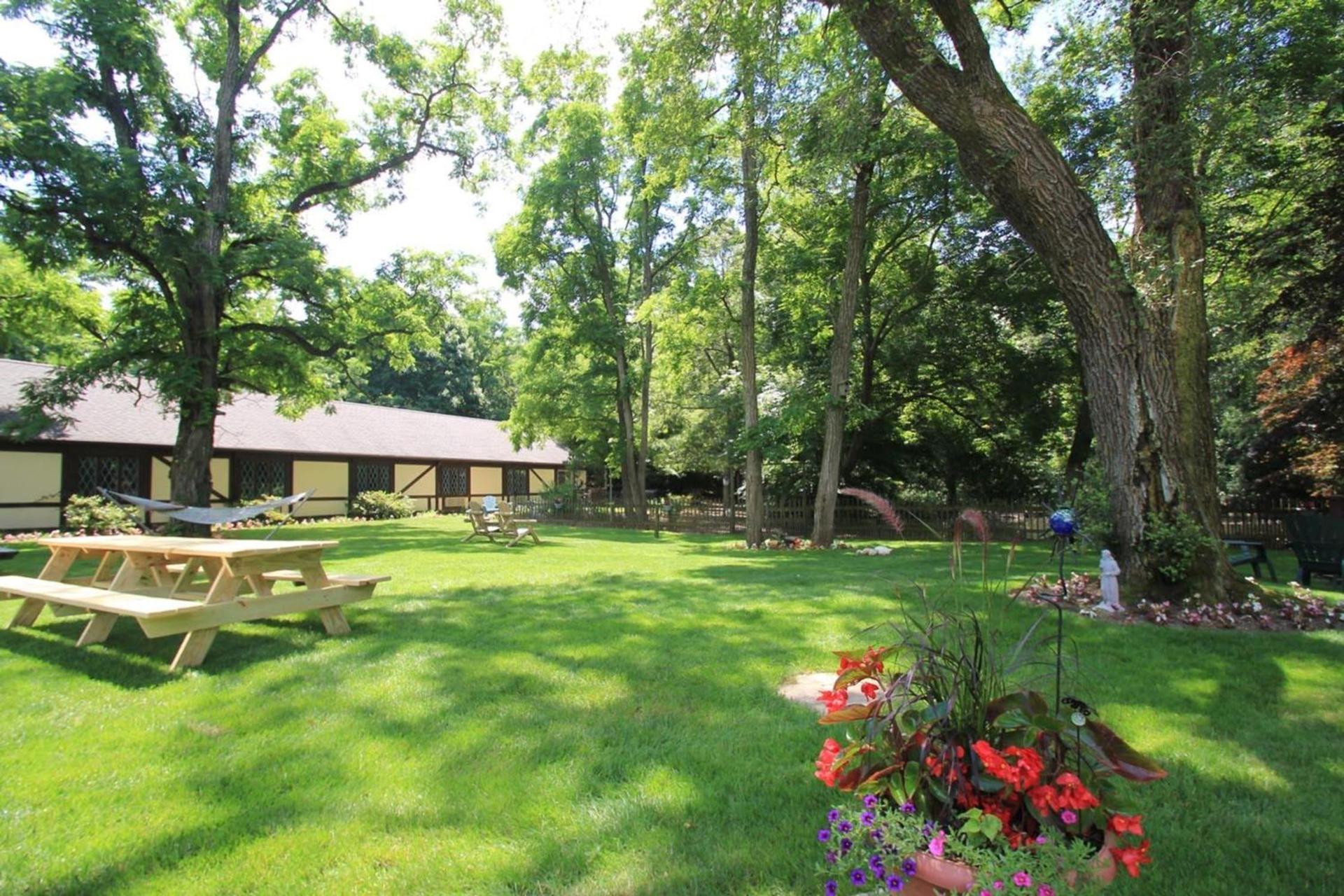 The Earl of Sandwich Motel photo 2