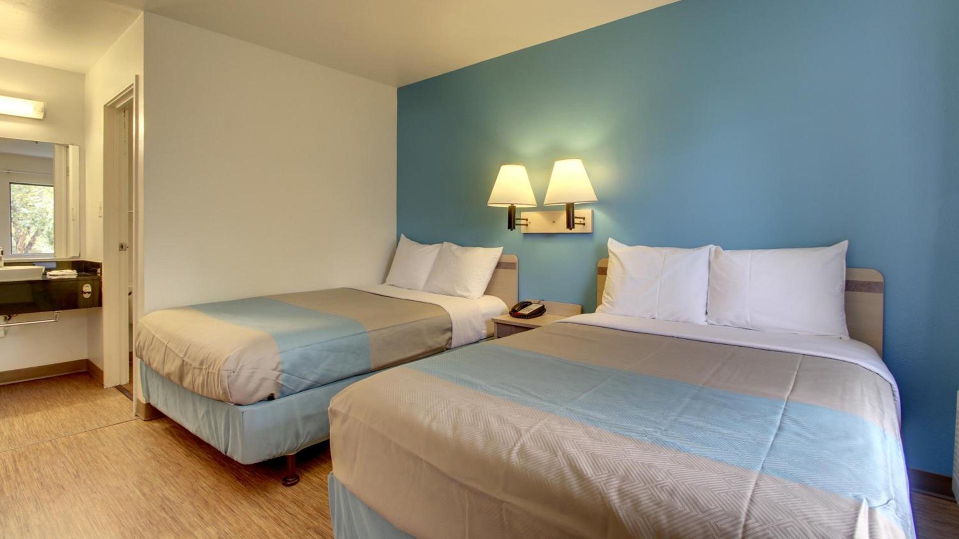 Motel 6-Des Moines, IA - North photo 32