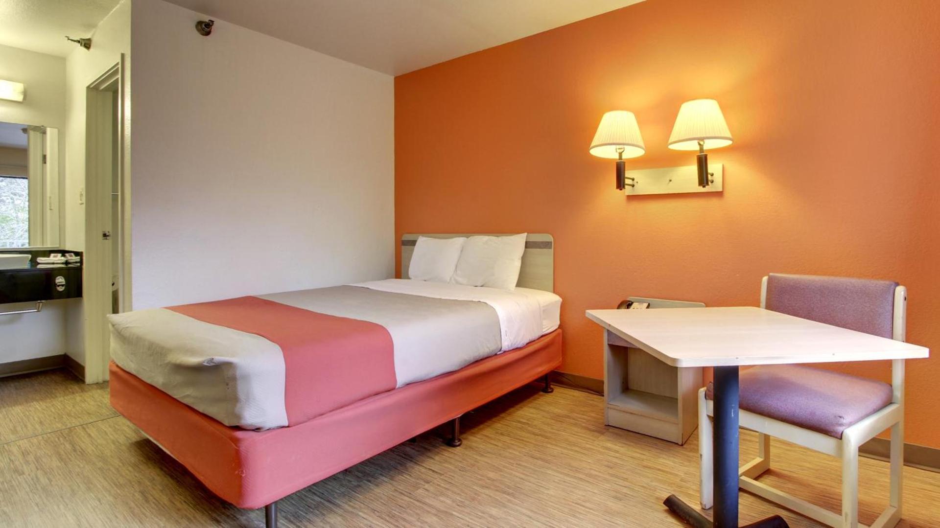 Motel 6-Des Moines, IA - North photo 37