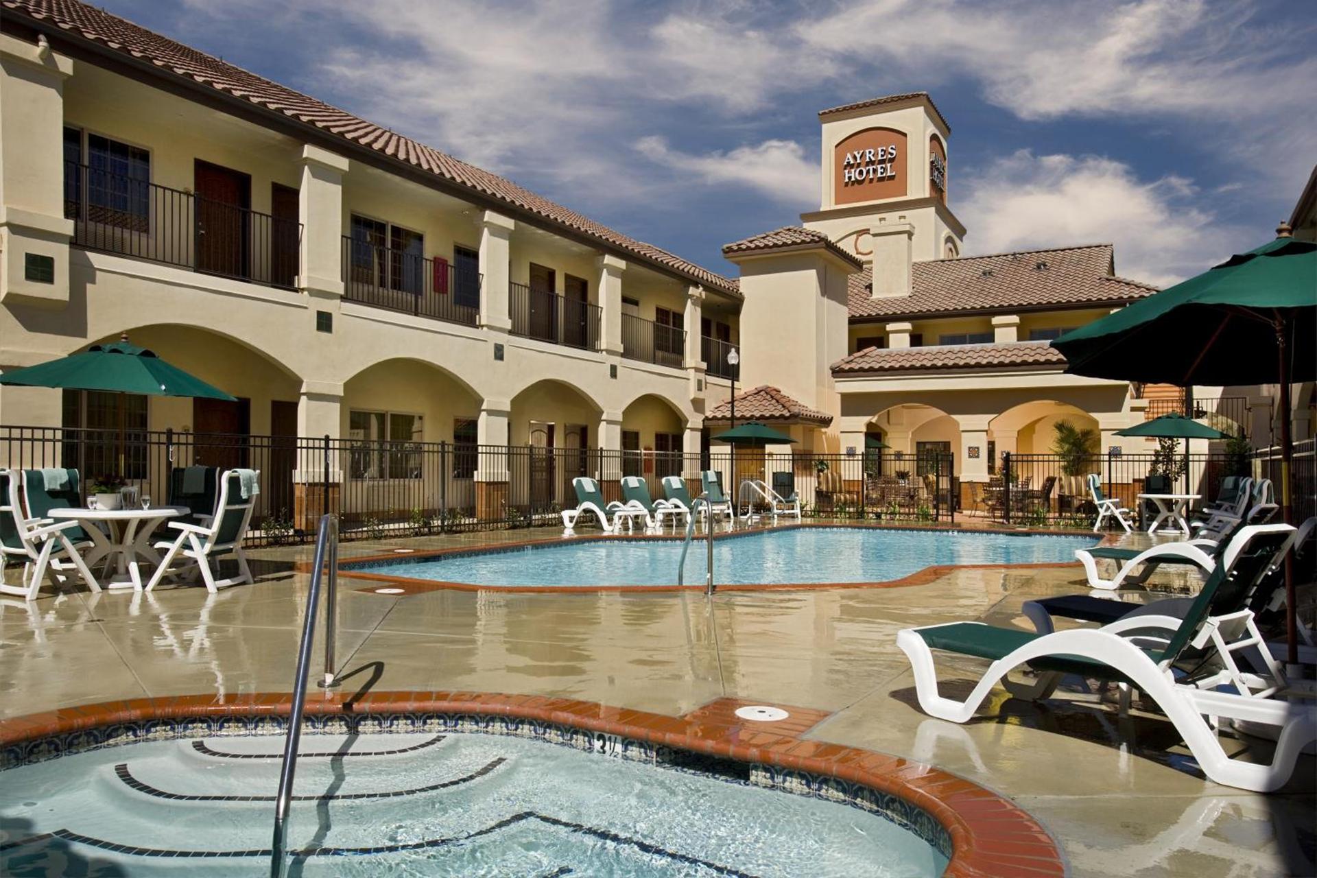 Ayres Hotel Redlands - Loma Linda photo 2