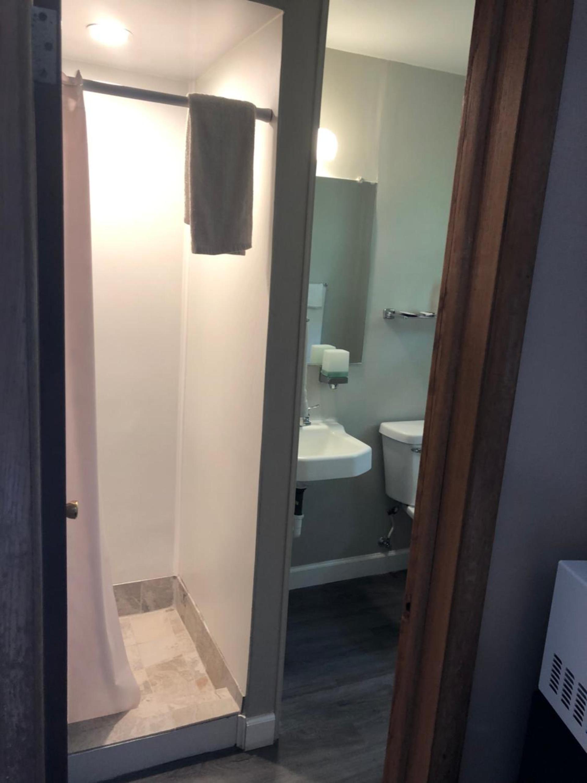 Parkway Motel photo 4