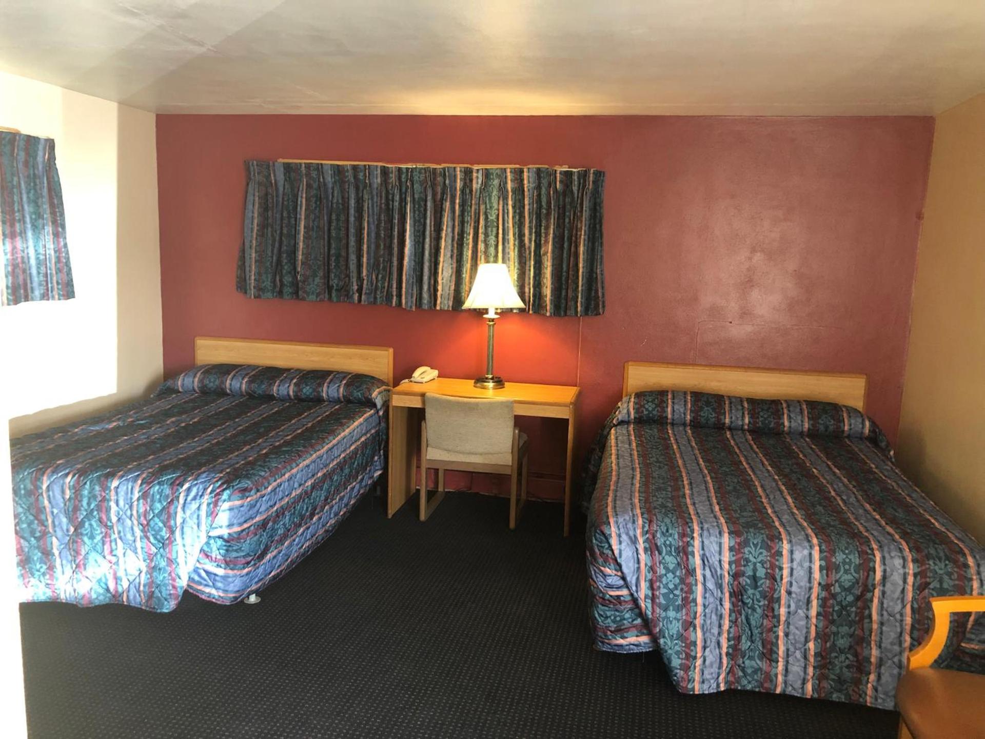 Parkway Motel photo 3