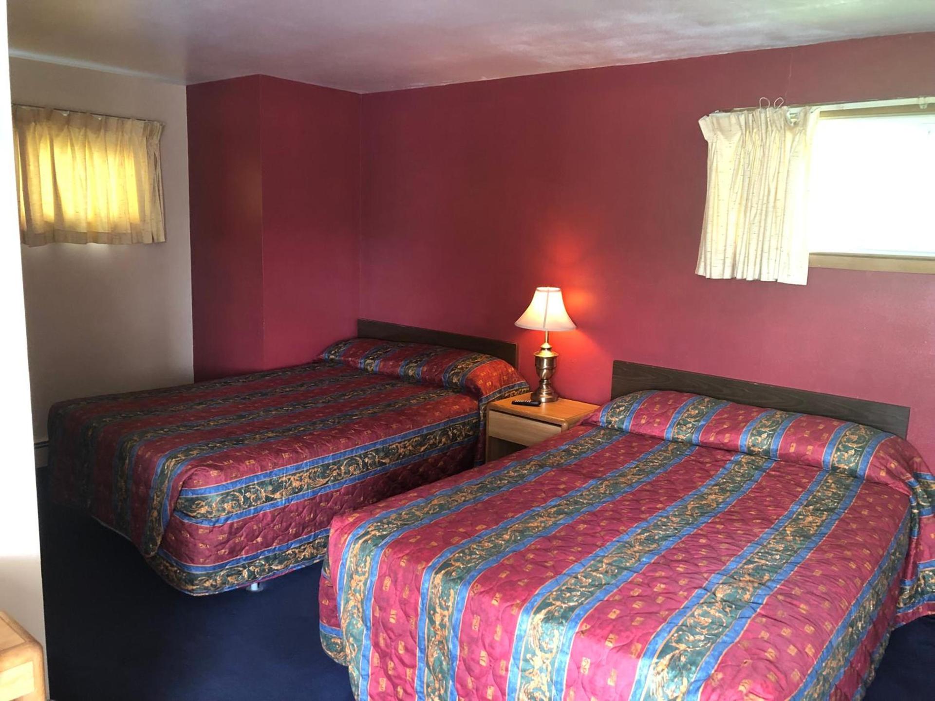 Parkway Motel photo 28