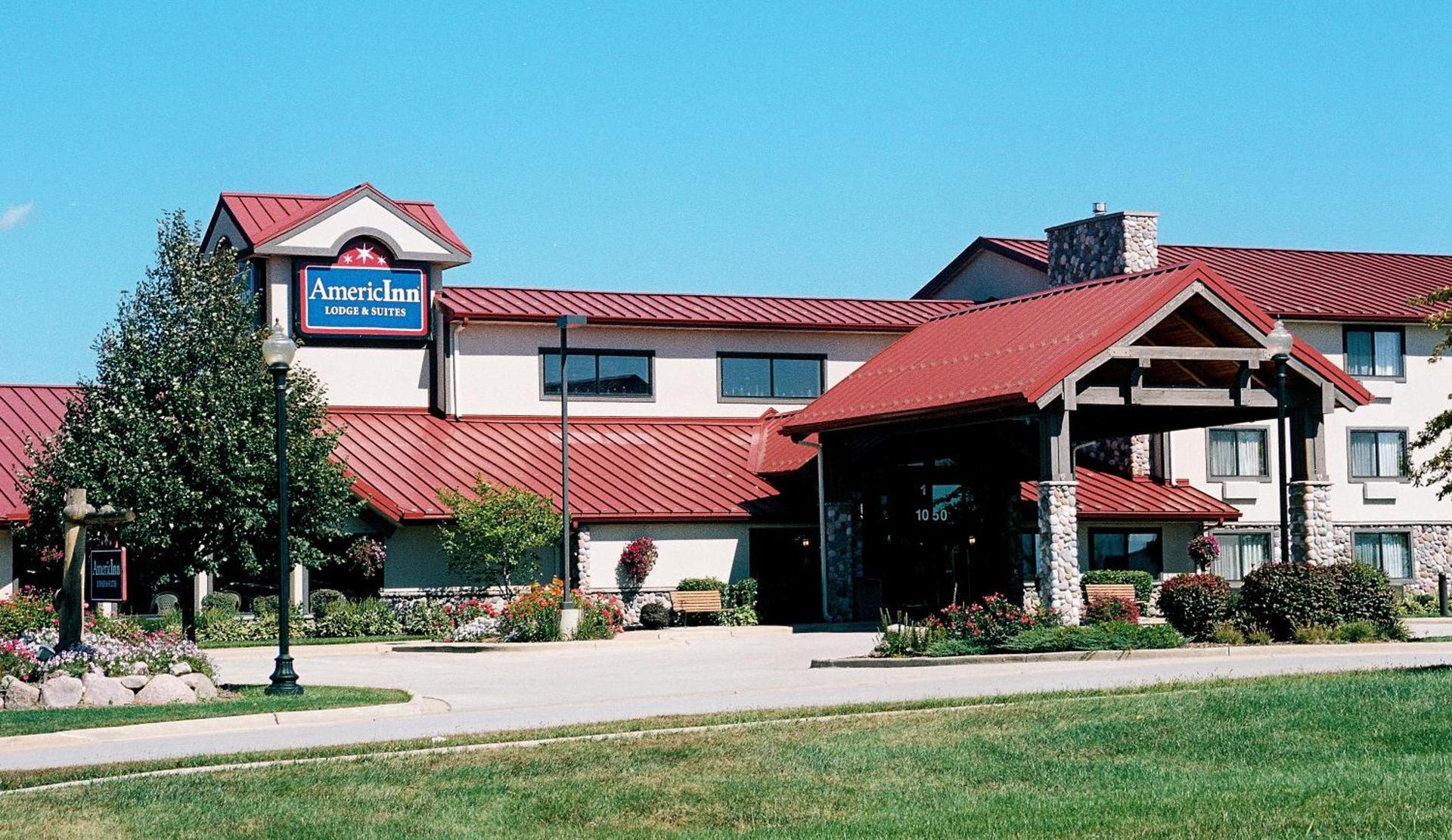 AmericInn by Wyndham Oswego photo 24