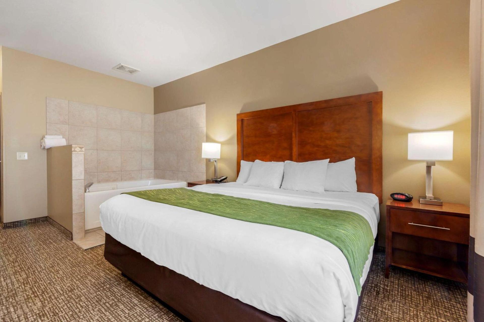 Comfort Inn Plover-Stevens Point photo 15