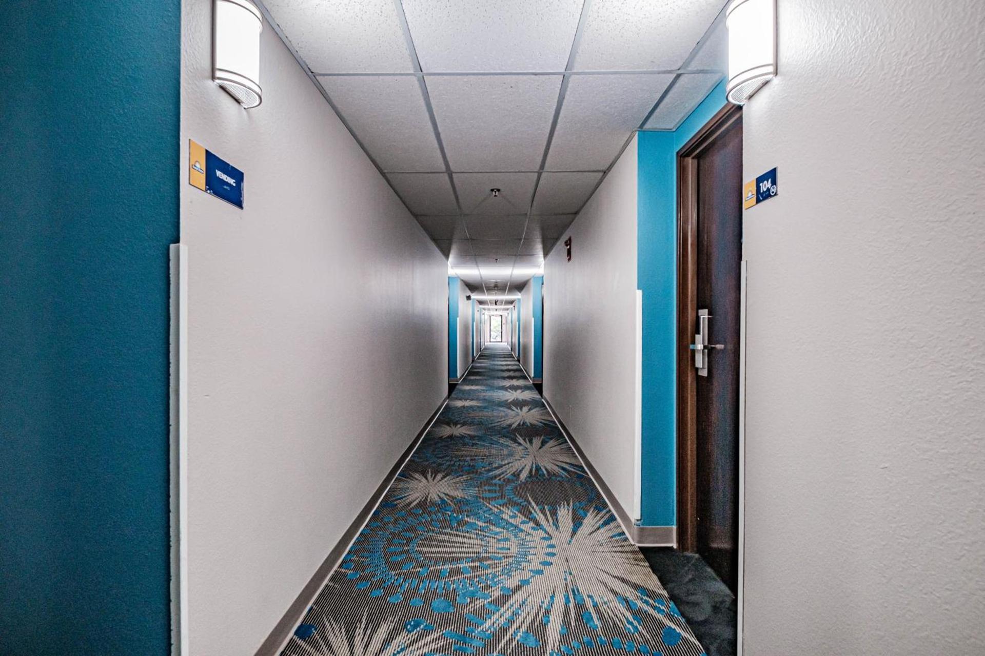 Days Inn by Wyndham Brunswick Bath Area photo 53