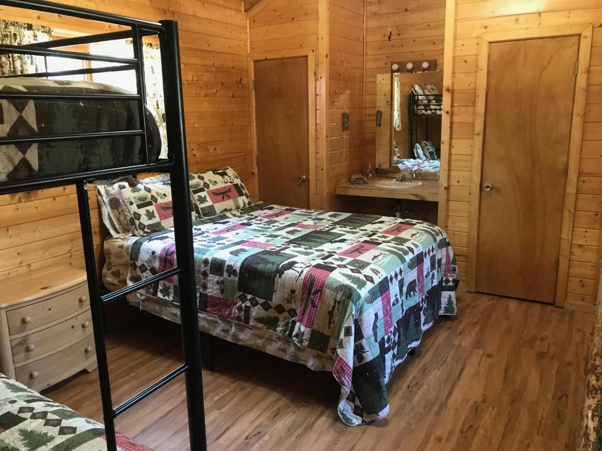 Grandview Cabins & RV Resort photo 80