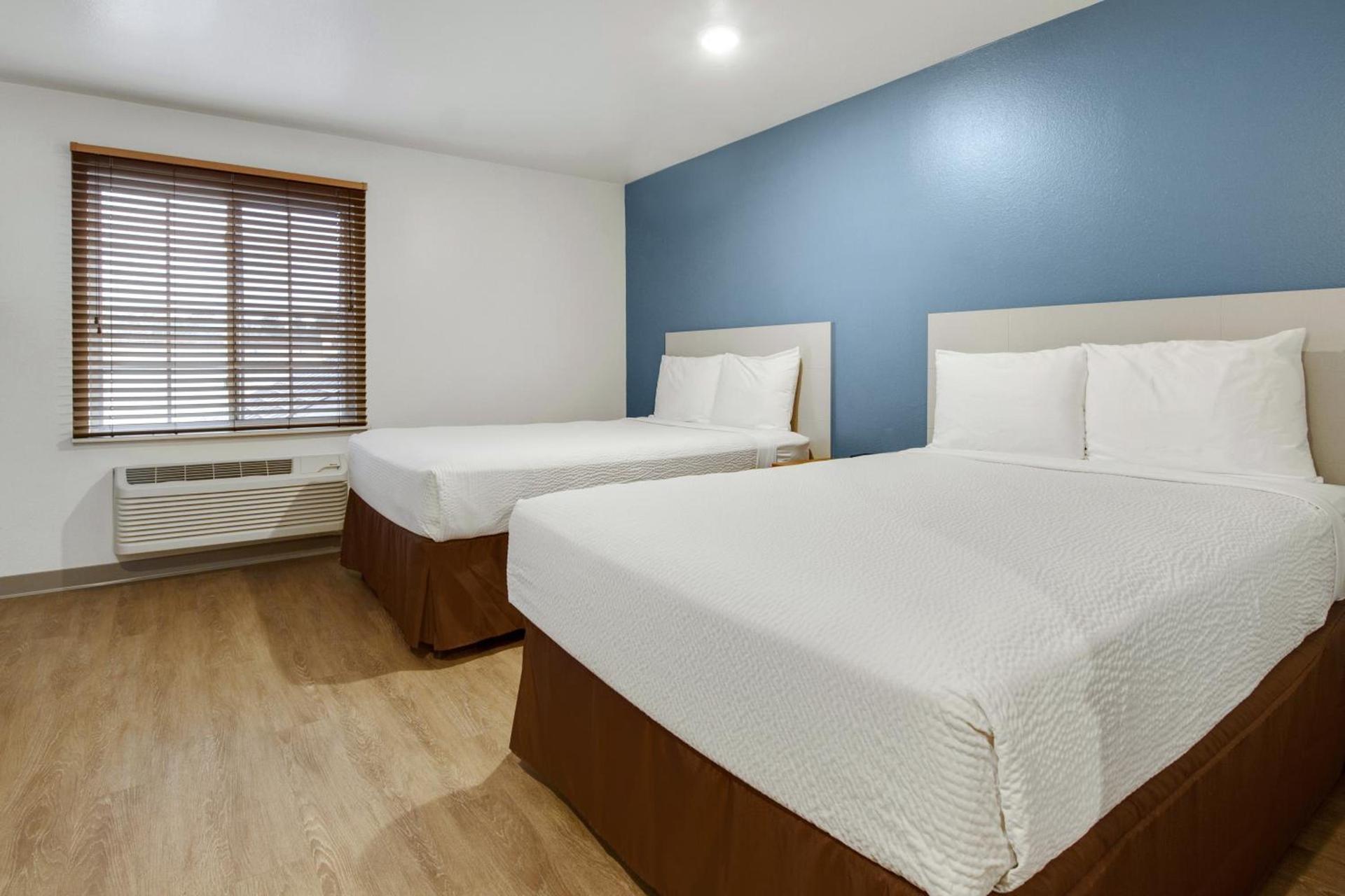WoodSpring Suites Texas City photo 13