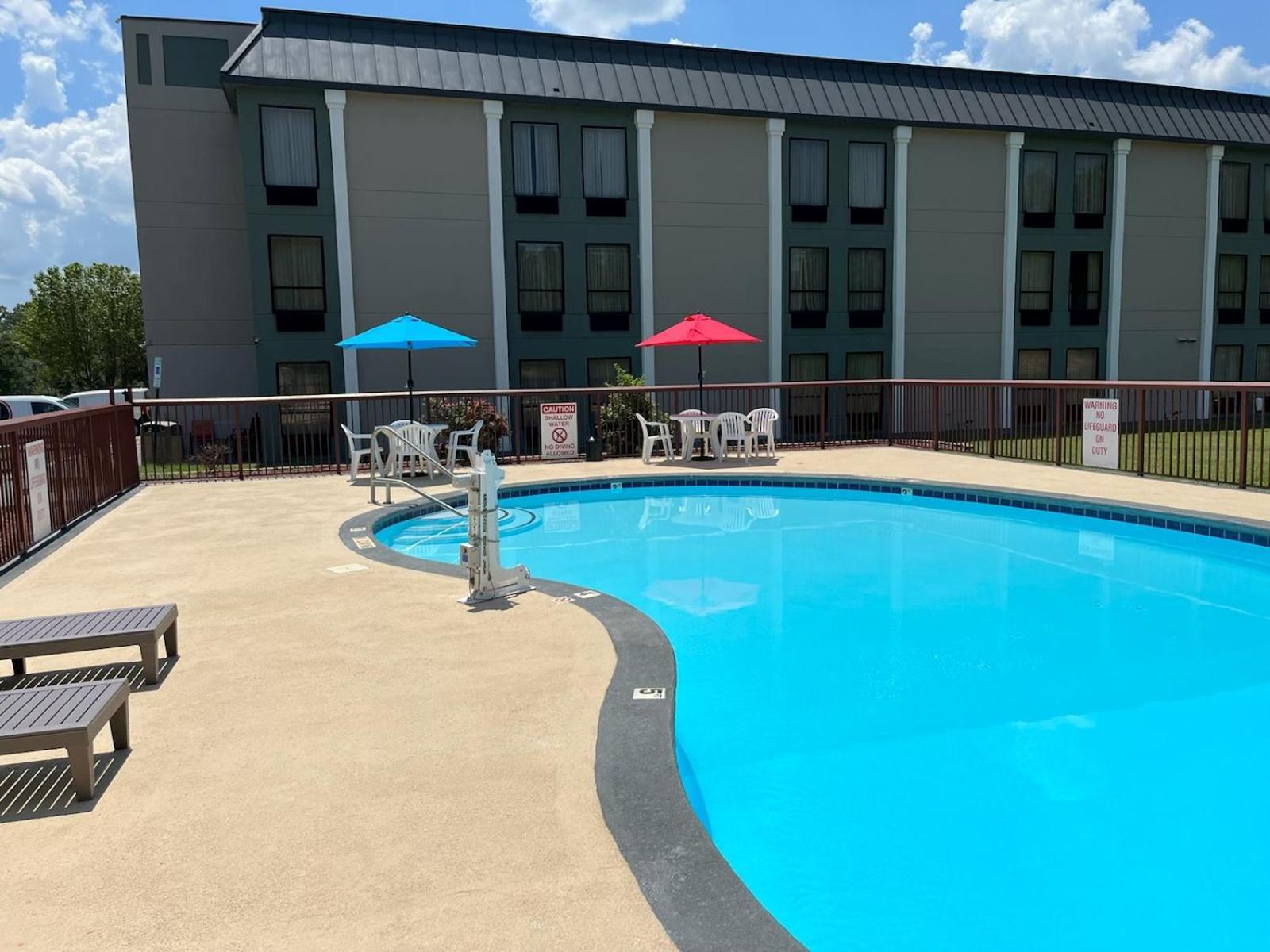 Quality Inn & Suites Lexington South photo 49
