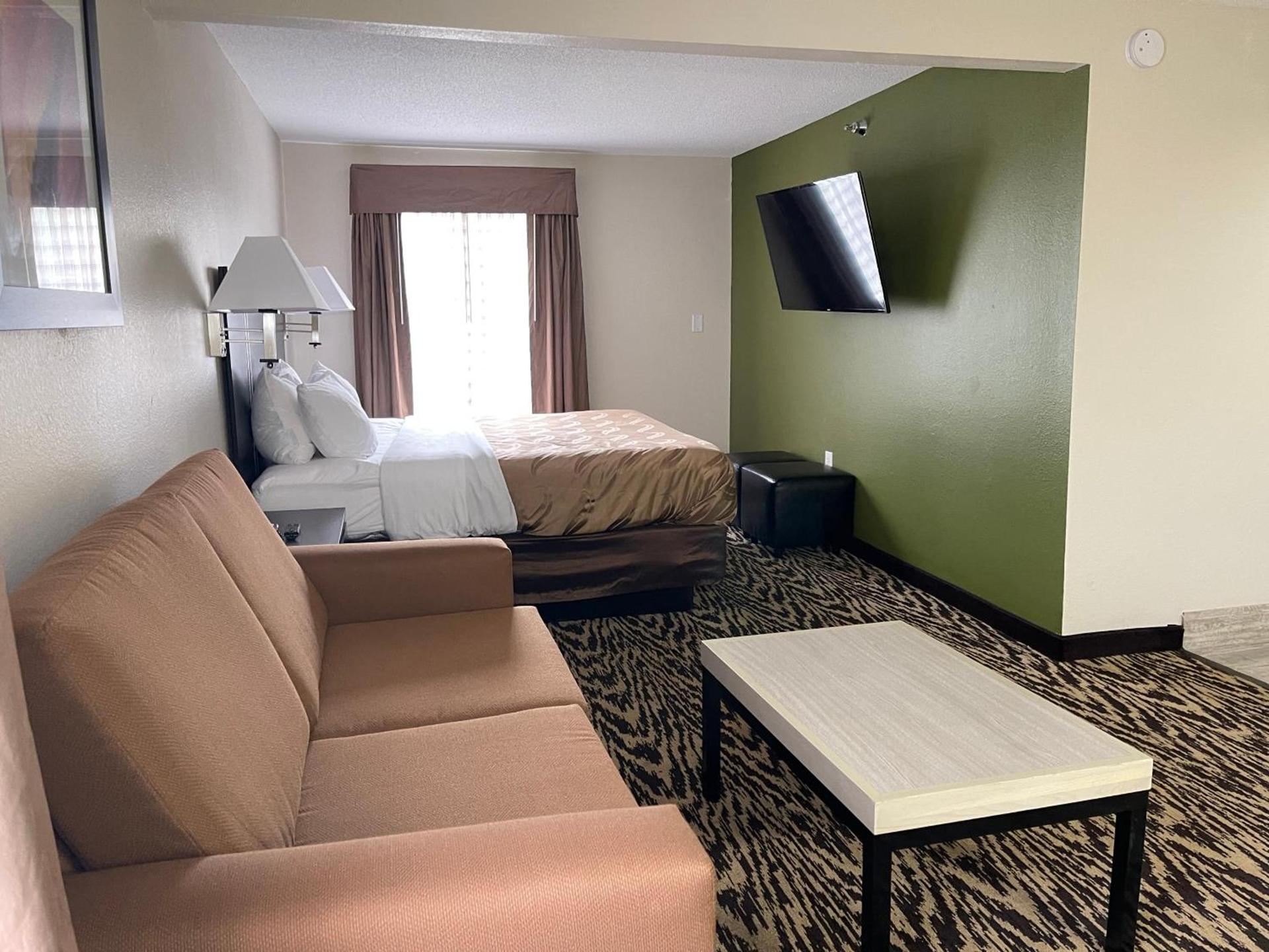 Quality Inn & Suites Clemmons I-40 photo 20