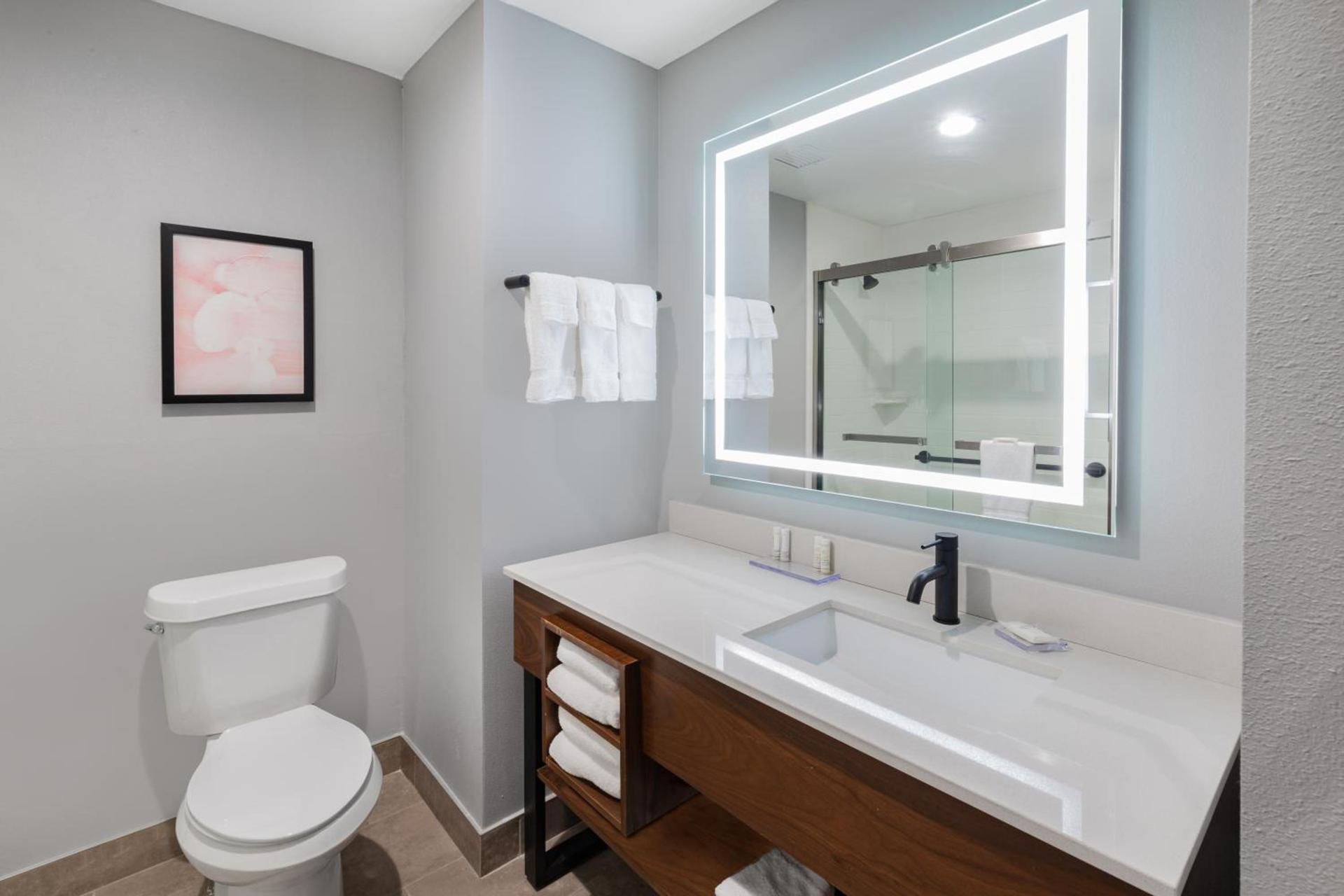 Hawthorn Extended Stay by Wyndham Oklahoma City Airport photo 50