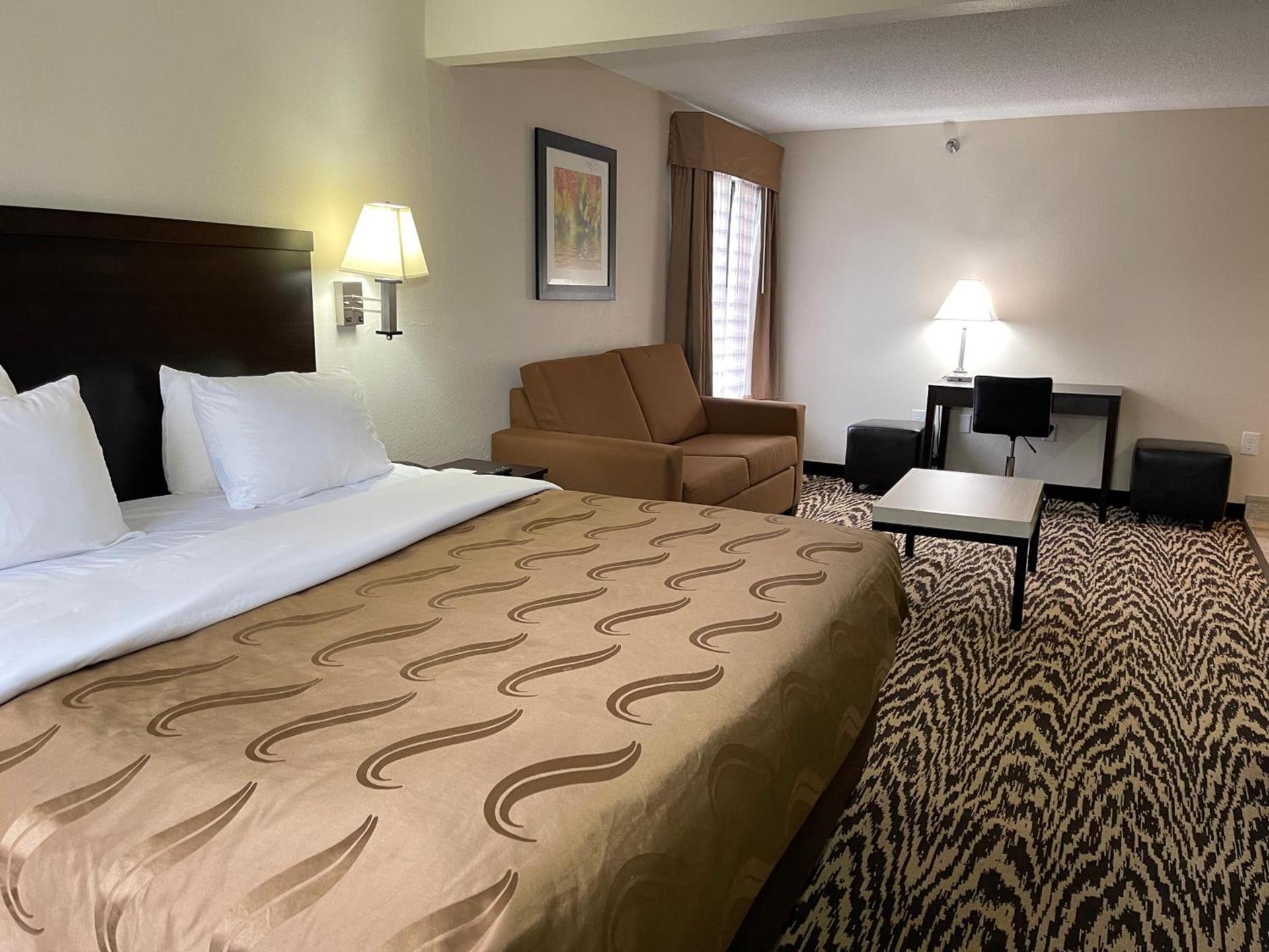 Quality Inn & Suites Clemmons I-40 photo 18