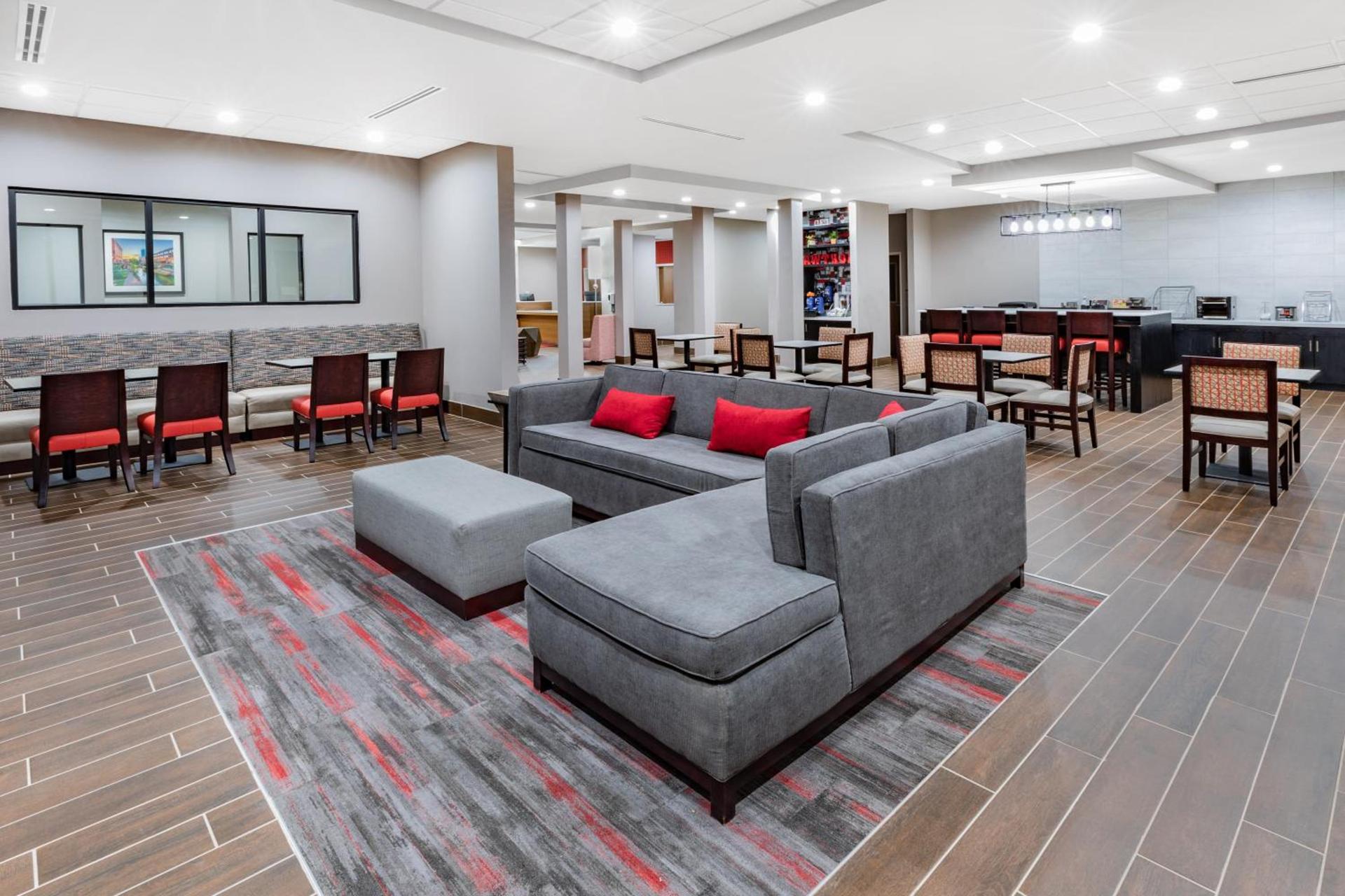 Hawthorn Extended Stay by Wyndham Oklahoma City Airport photo 42