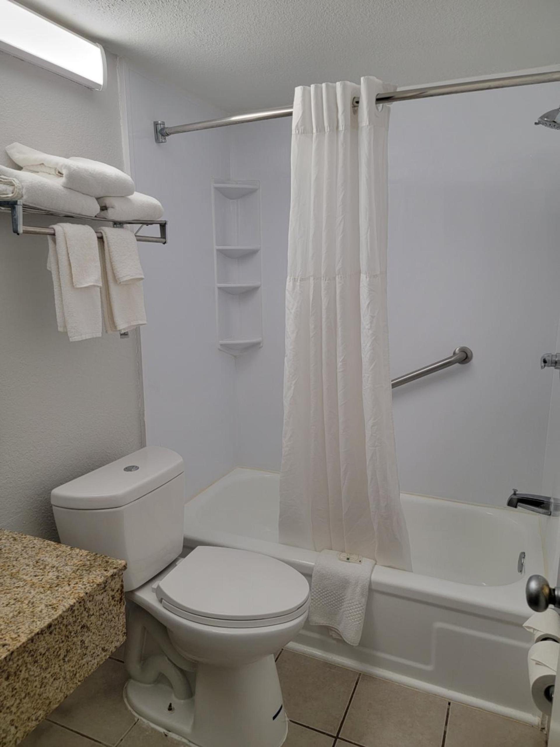 Quality Inn Rock Hill Northeast I-77 photo 31