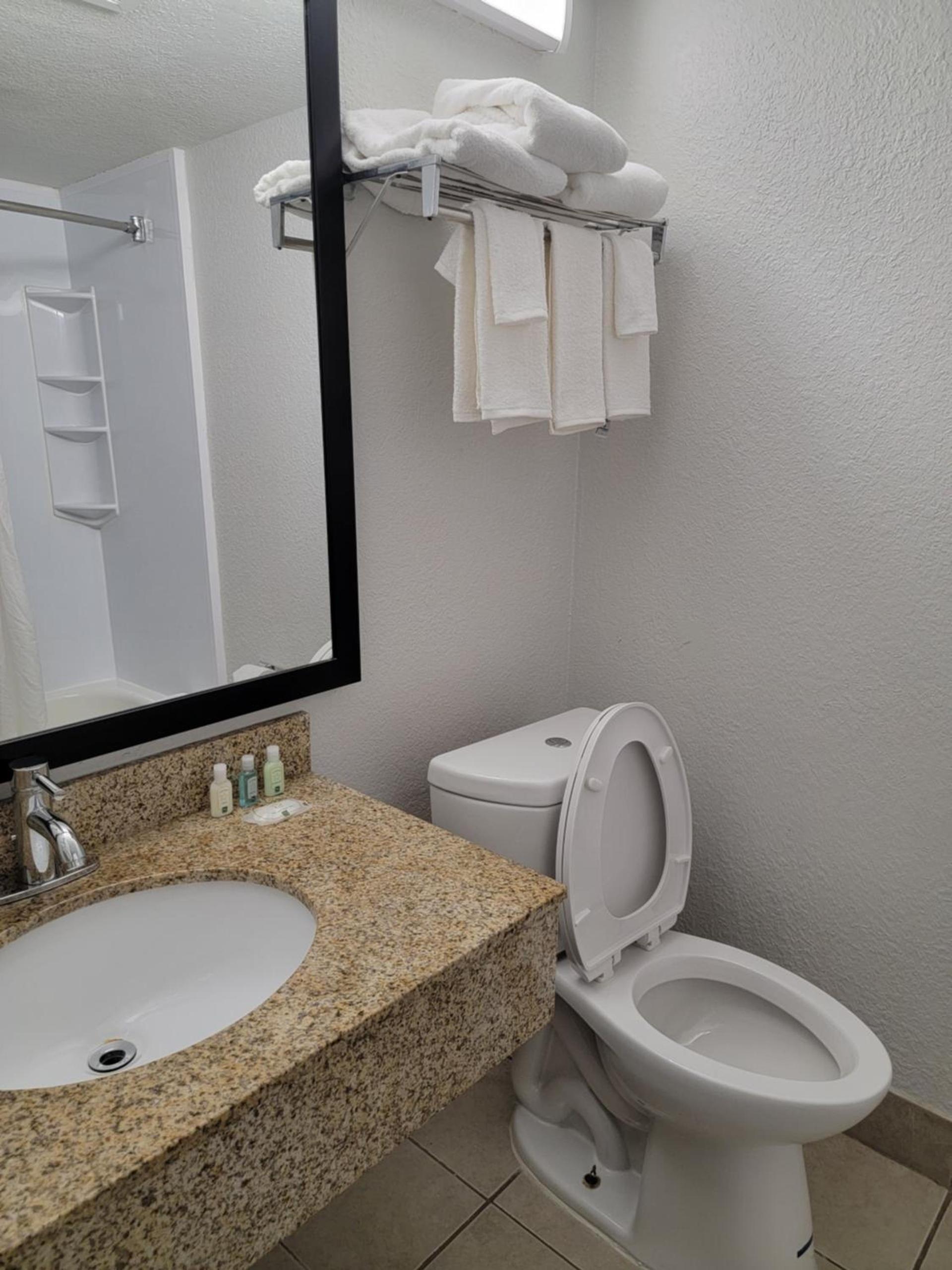 Quality Inn Rock Hill Northeast I-77 photo 30