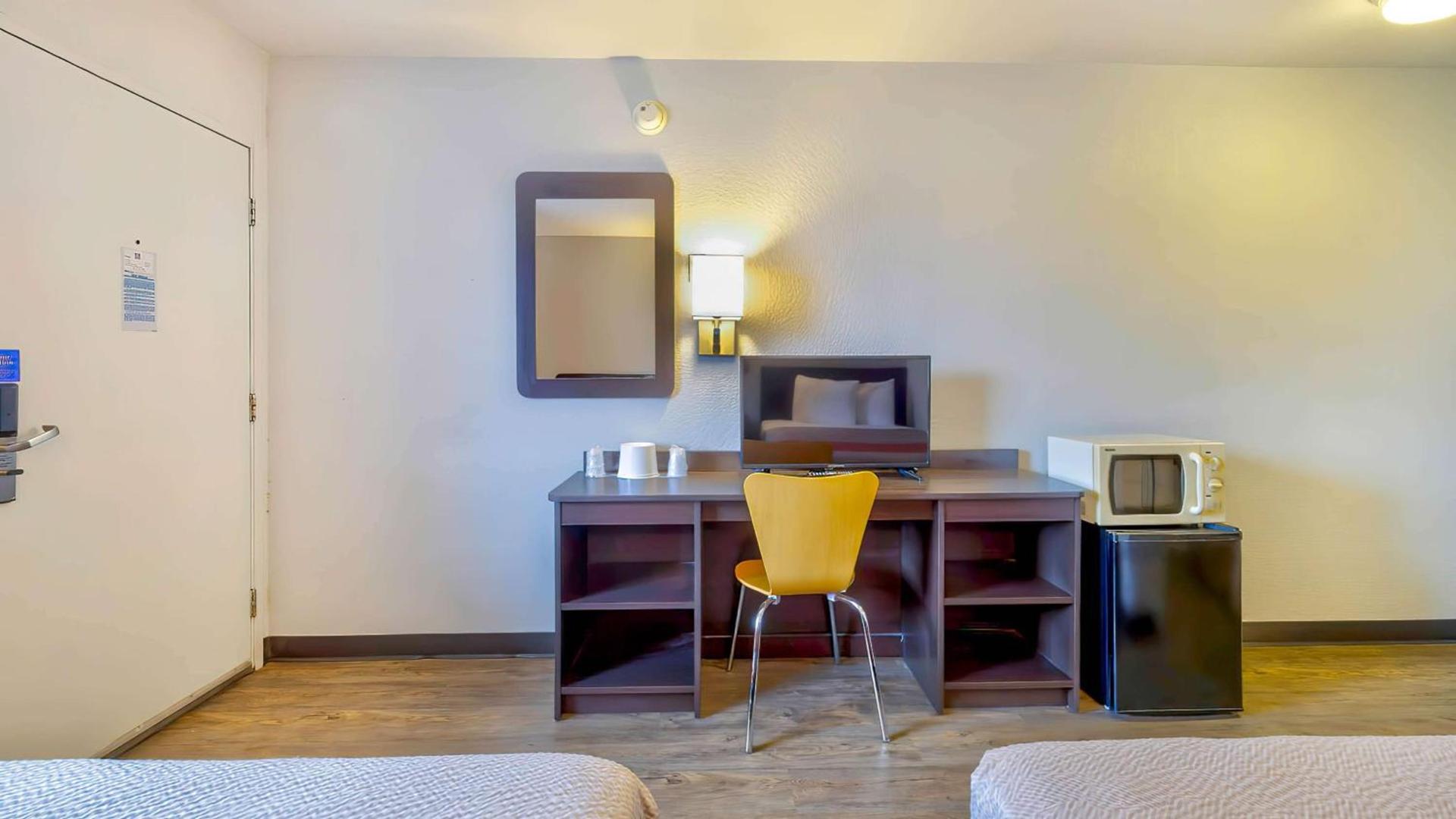 Motel 6-Santa Rosa, NM photo 18