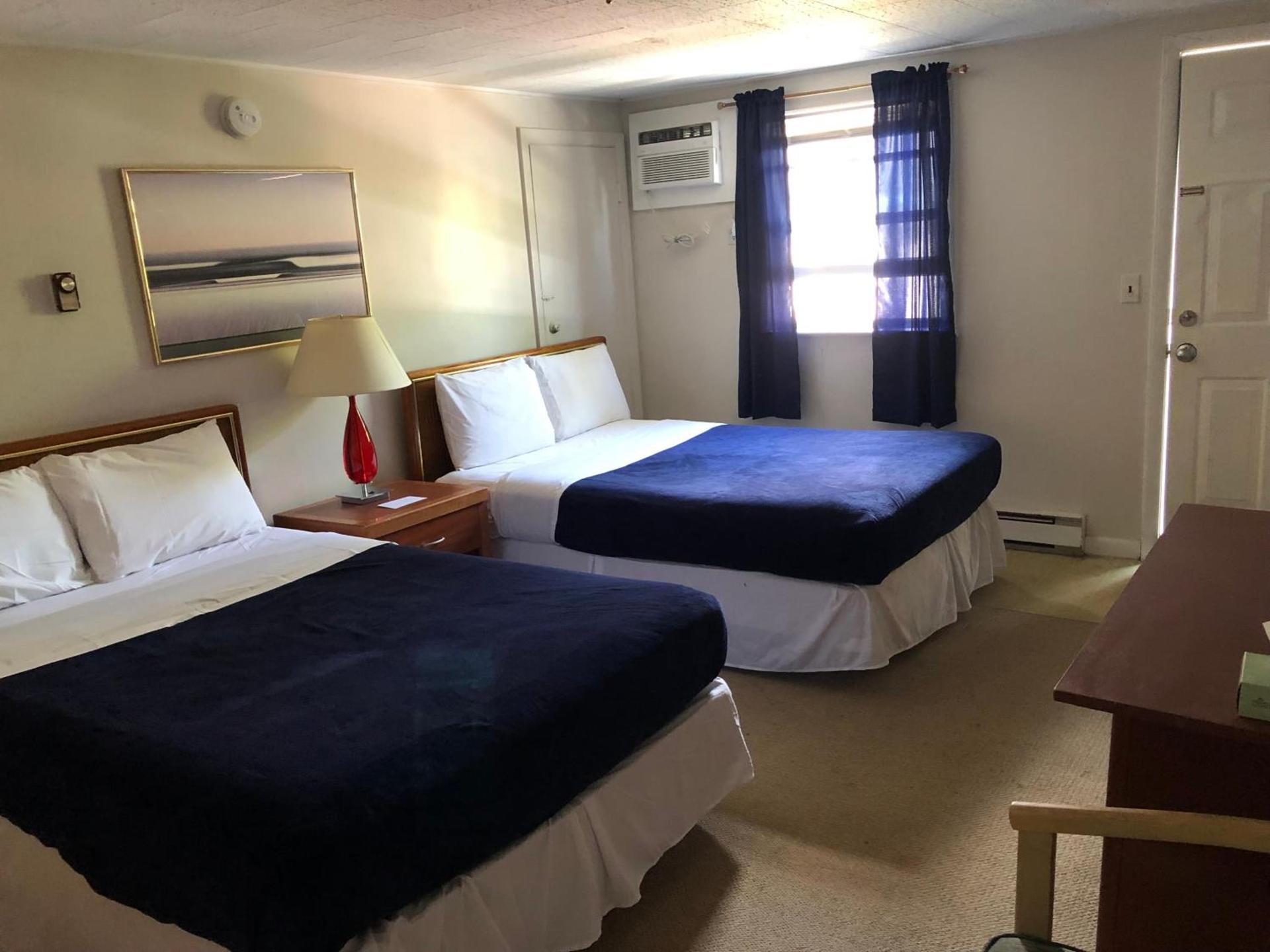 Atlantic Breeze Inn photo 12