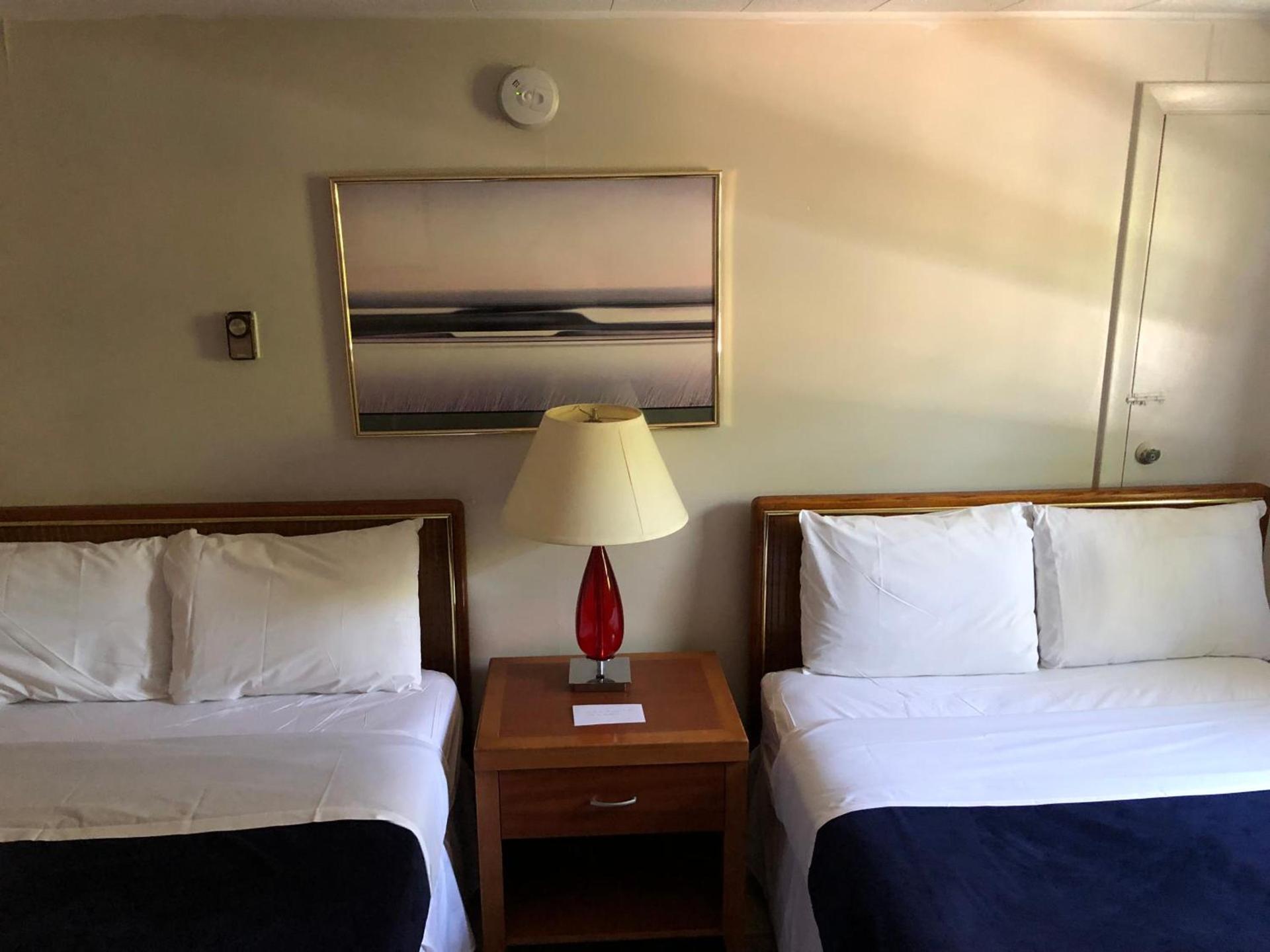 Atlantic Breeze Inn photo 13