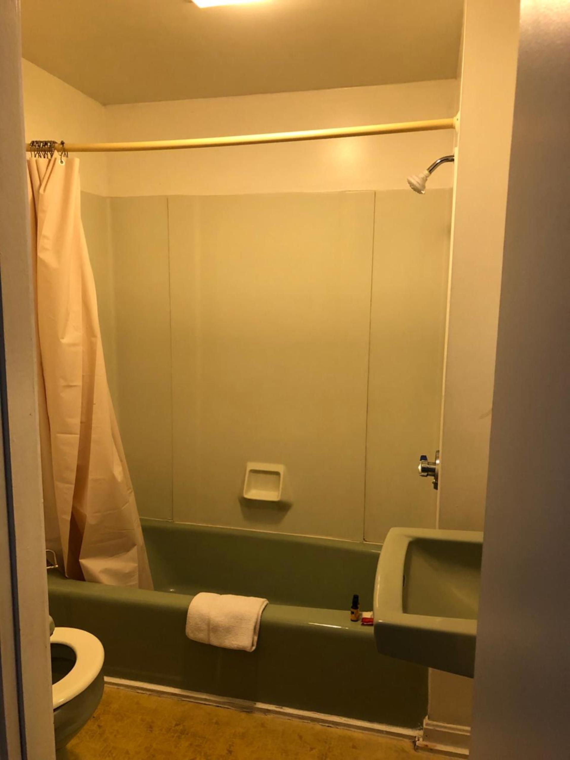 Atlantic Breeze Inn photo 15