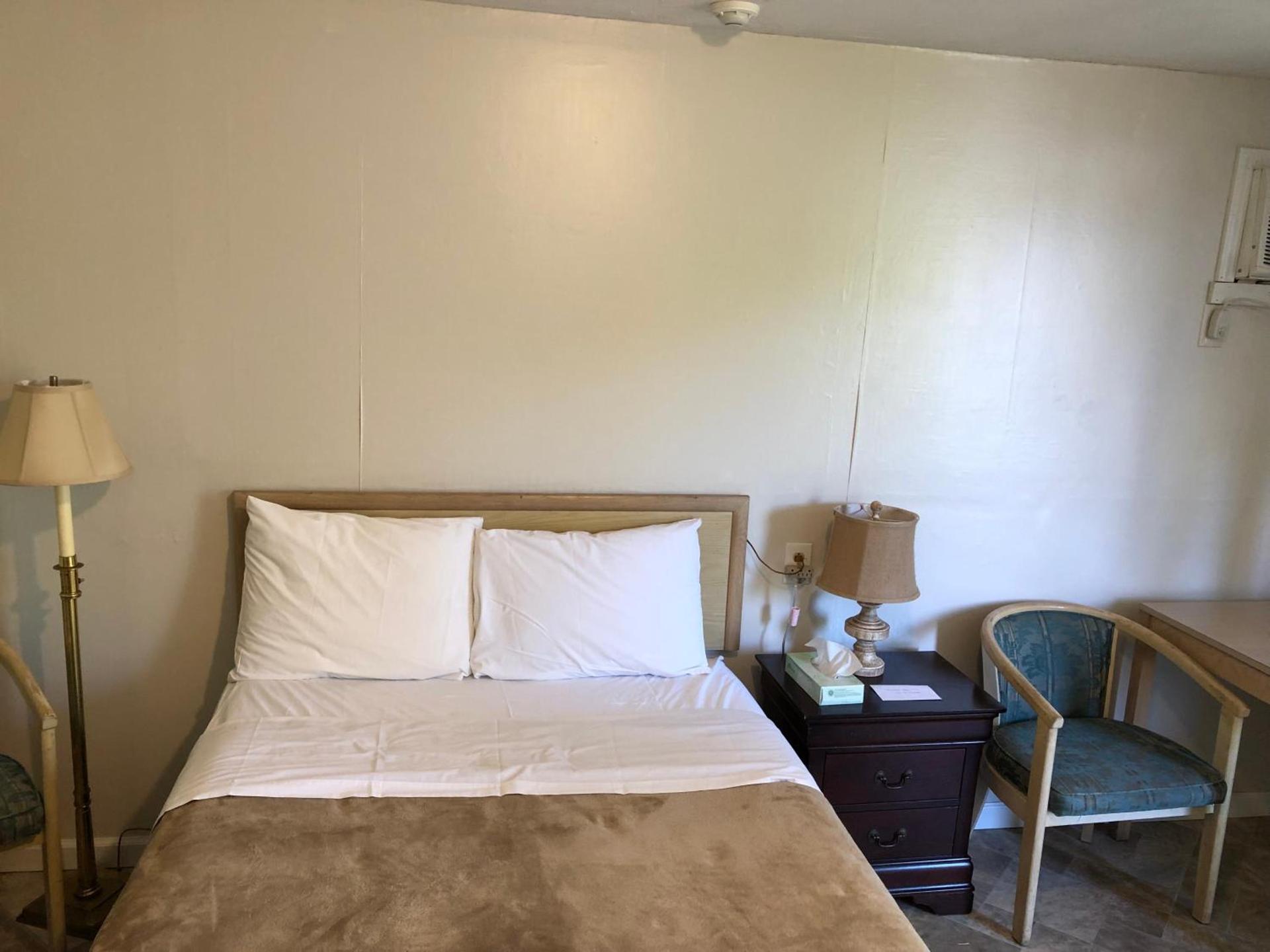 Atlantic Breeze Inn photo 17