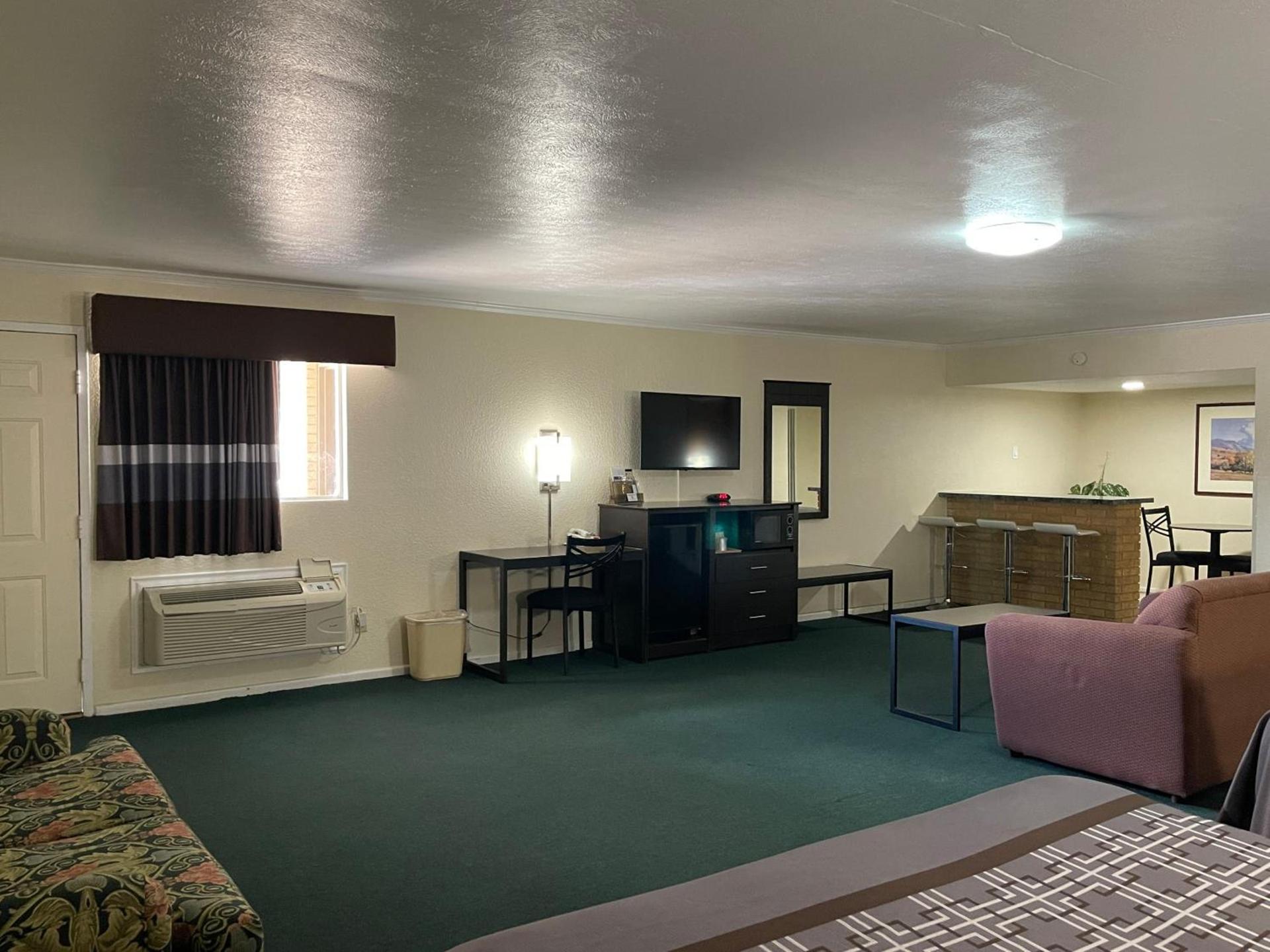 Lufkin Inn photo 18