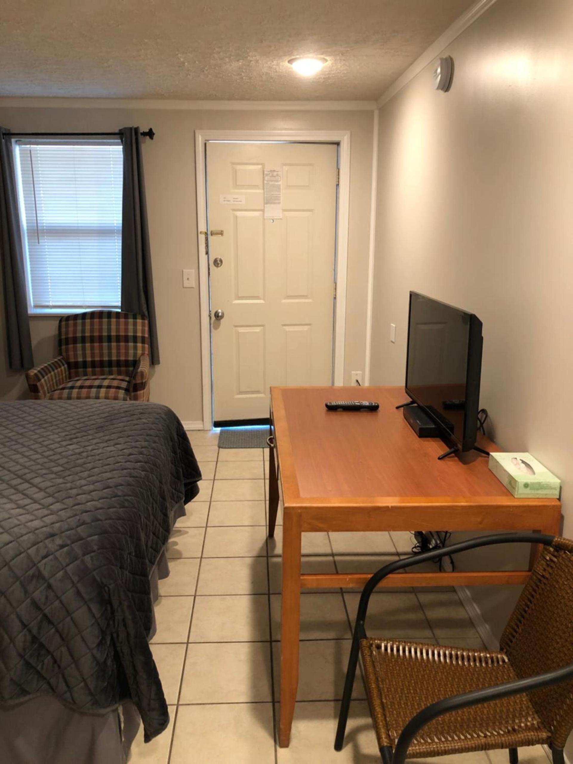 Atlantic Breeze Inn photo 20