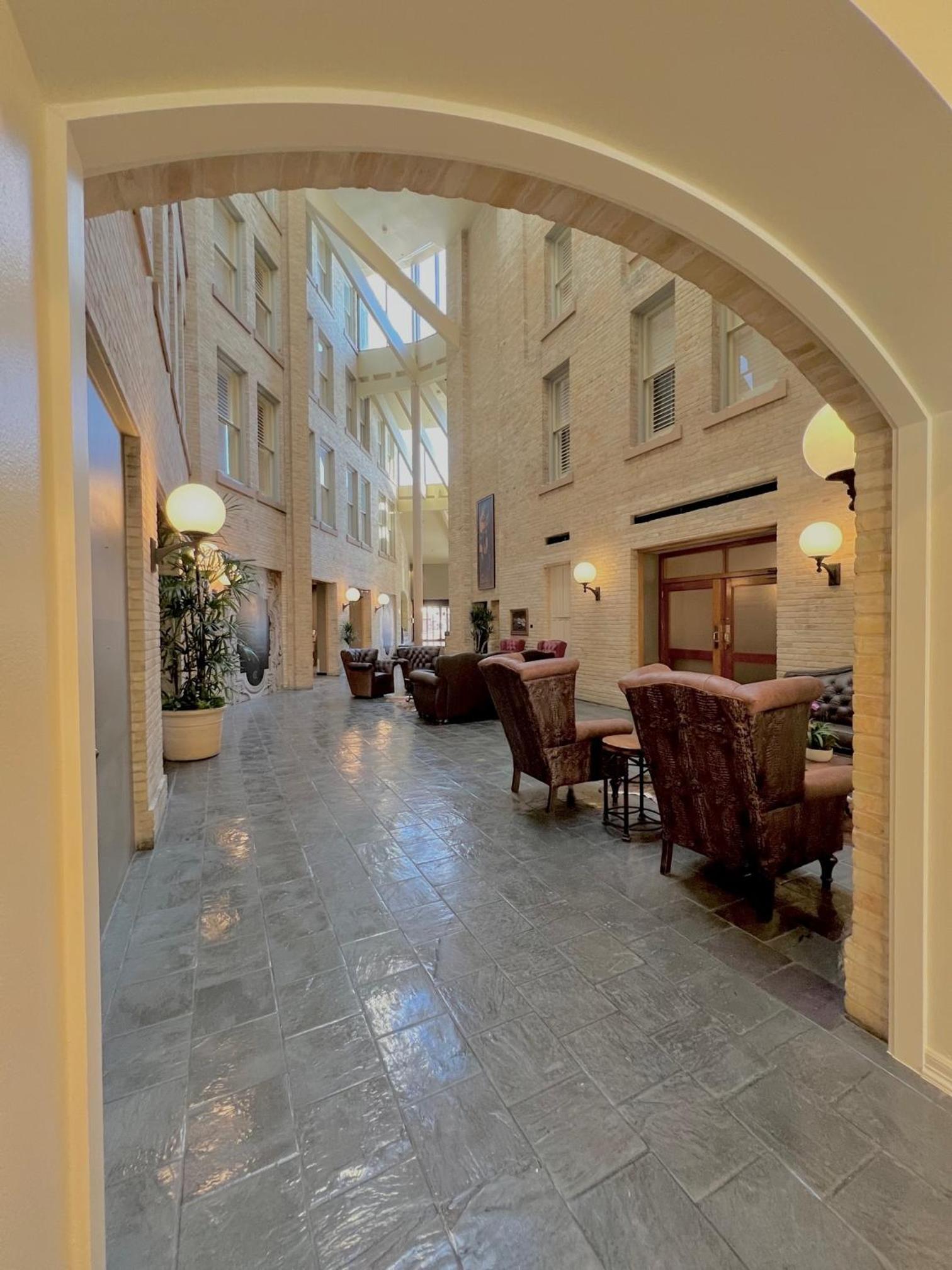 The Crockett Hotel photo 36