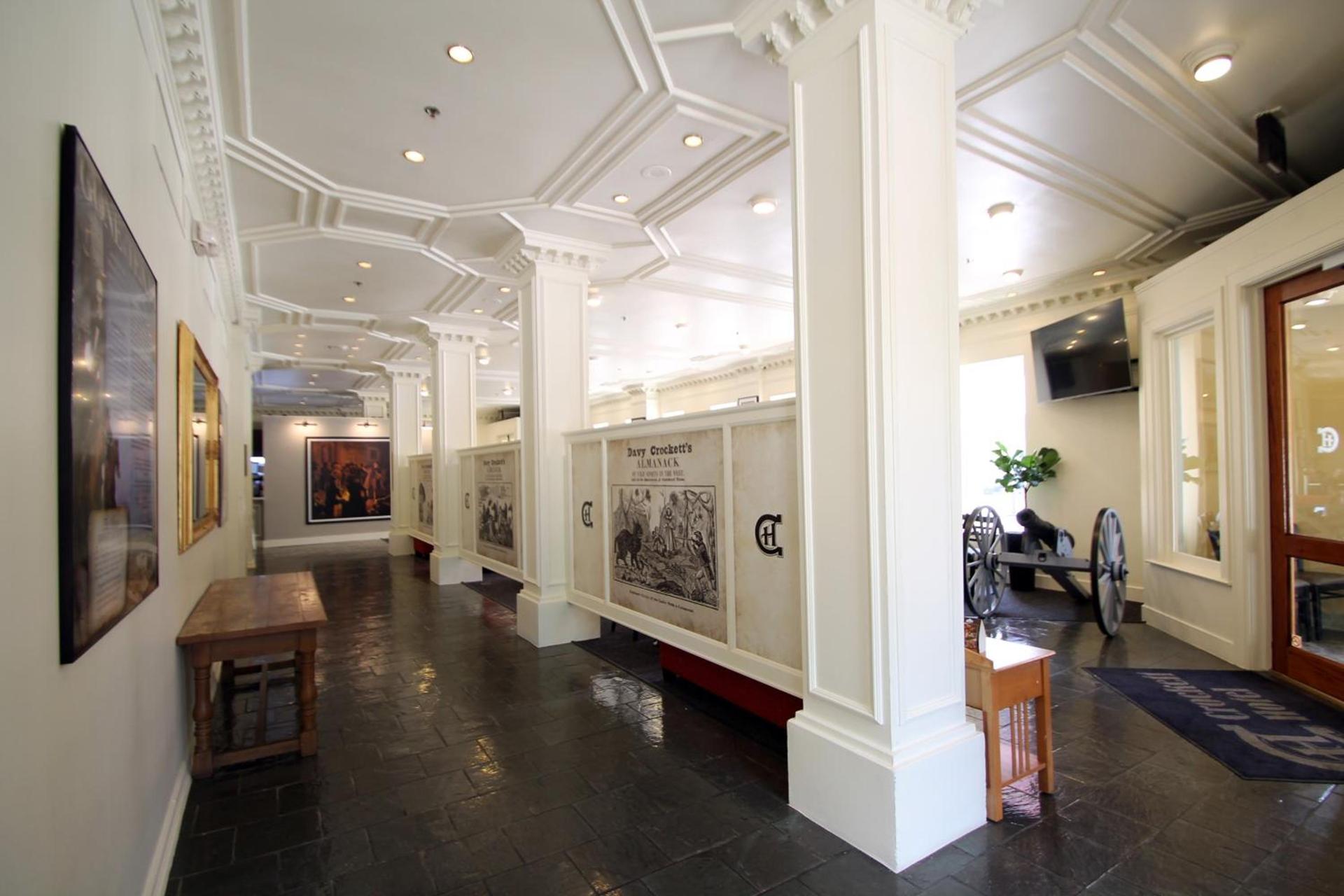 The Crockett Hotel photo 33