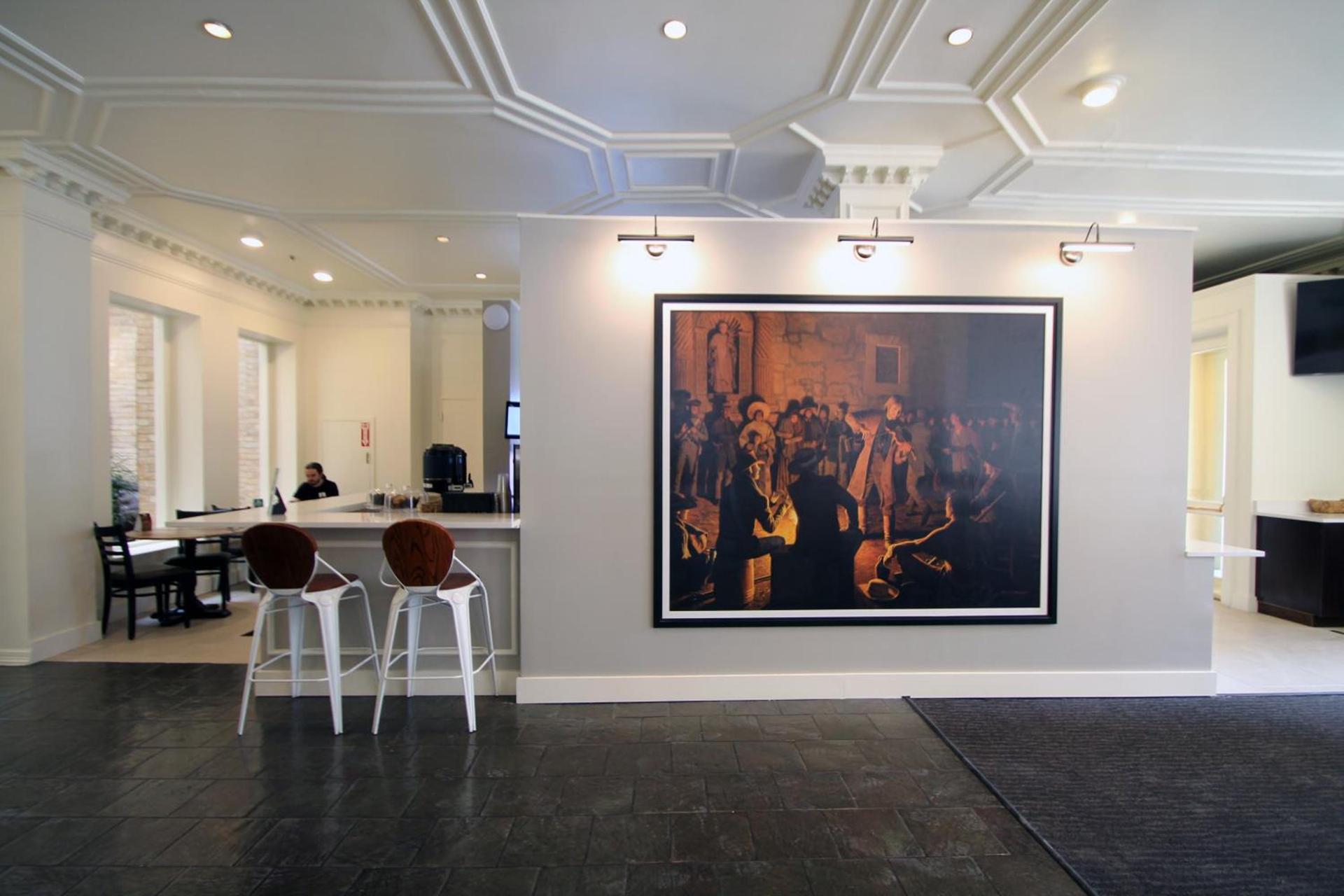 The Crockett Hotel photo 32