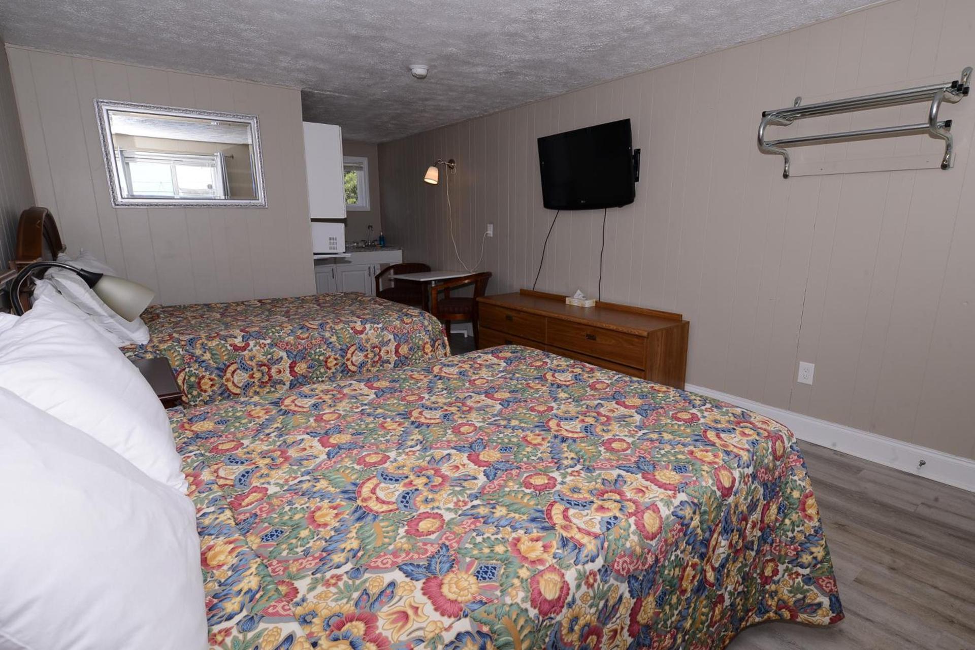 Island View Motel photo 49