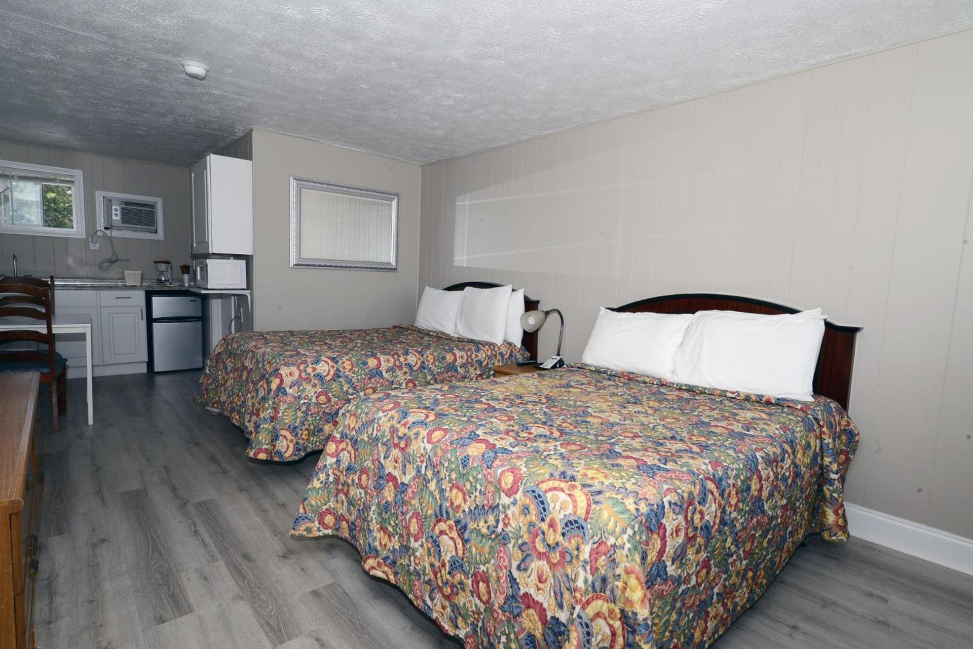 Island View Motel photo 48