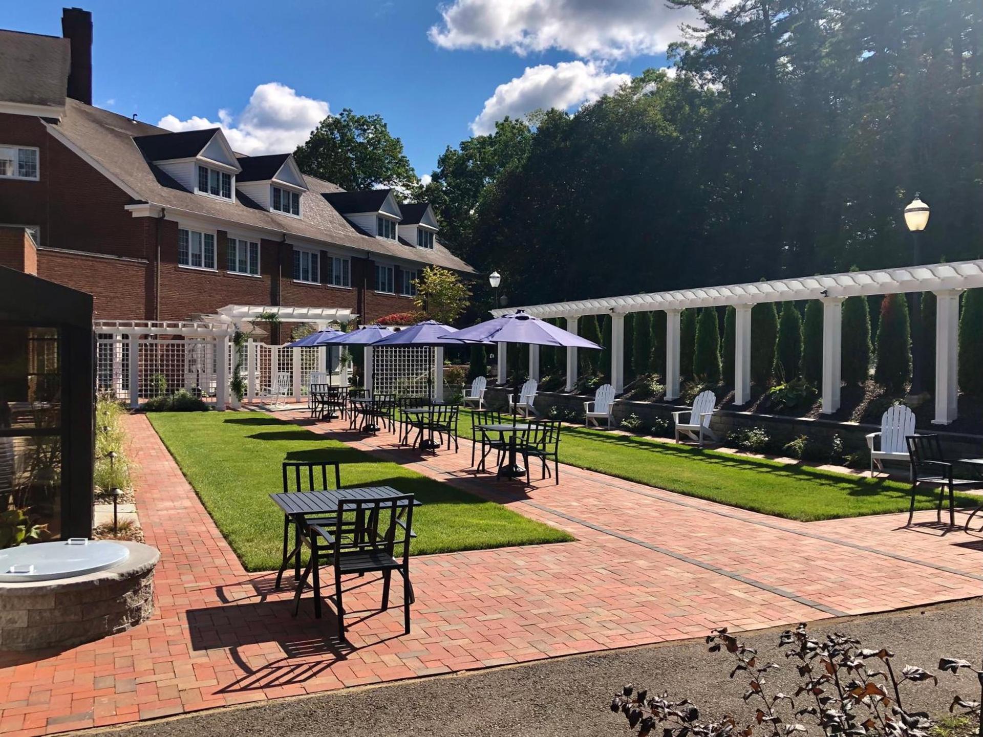 The Simsbury Inn photo 20