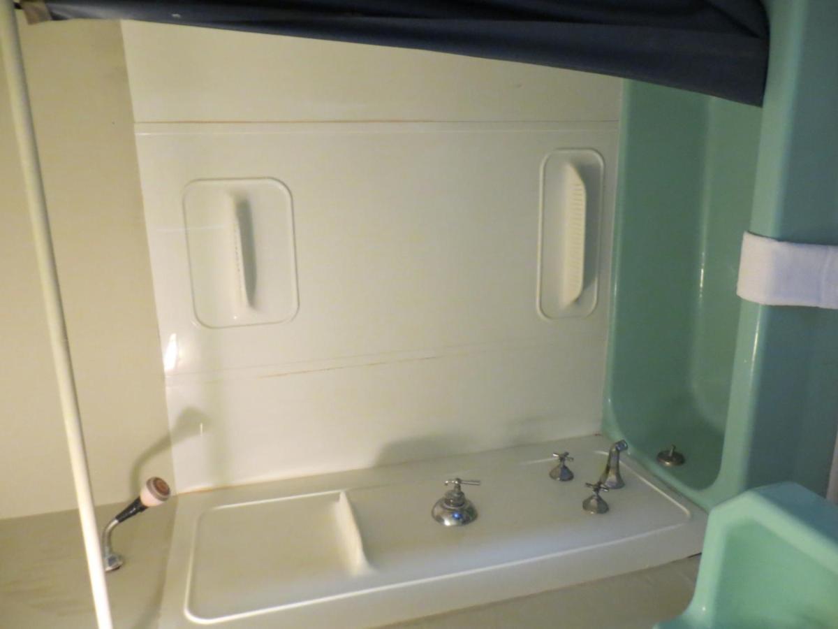 Lincoln Lodge Motel photo 6