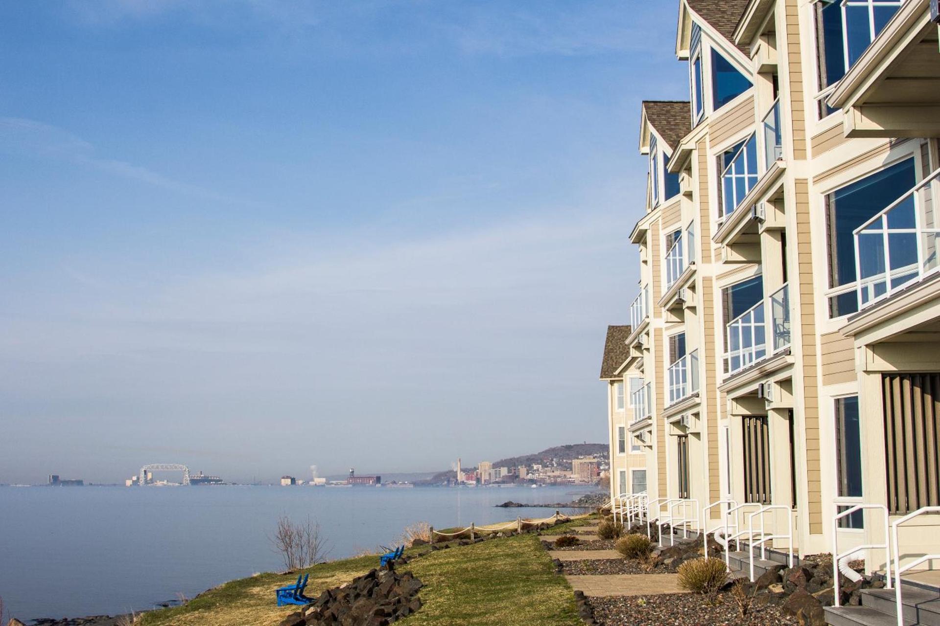 Beacon Pointe on Lake Superior photo 6