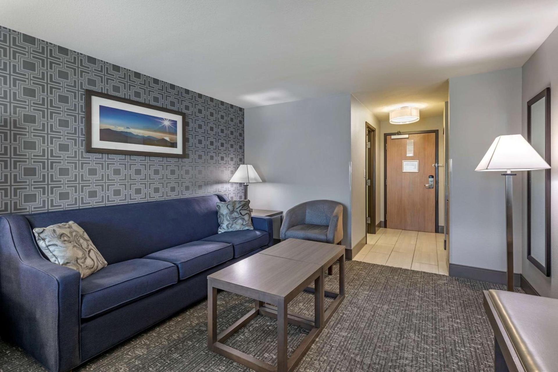 Best Western Plus Las Vegas West photo 42